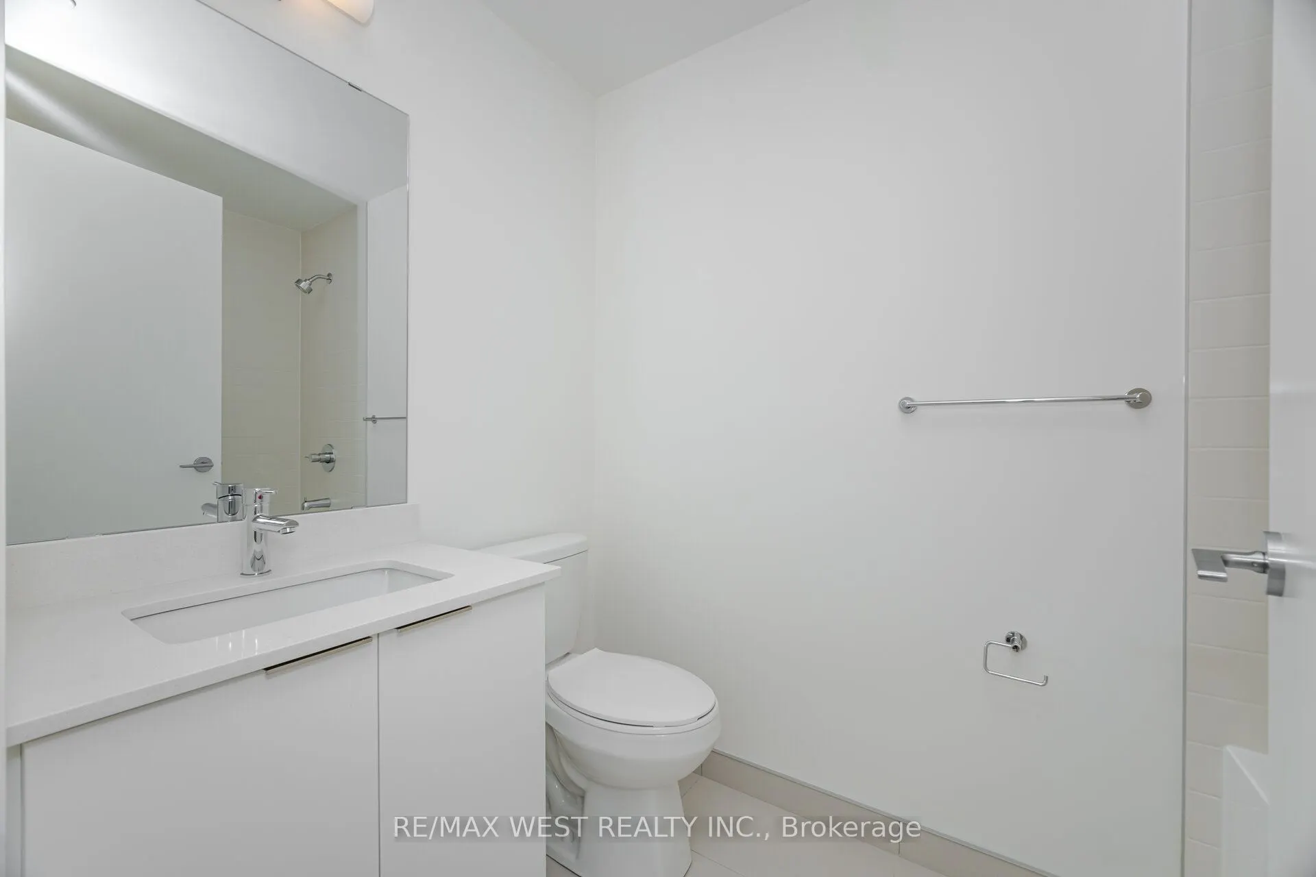 3079 Trafalgar Road, #610