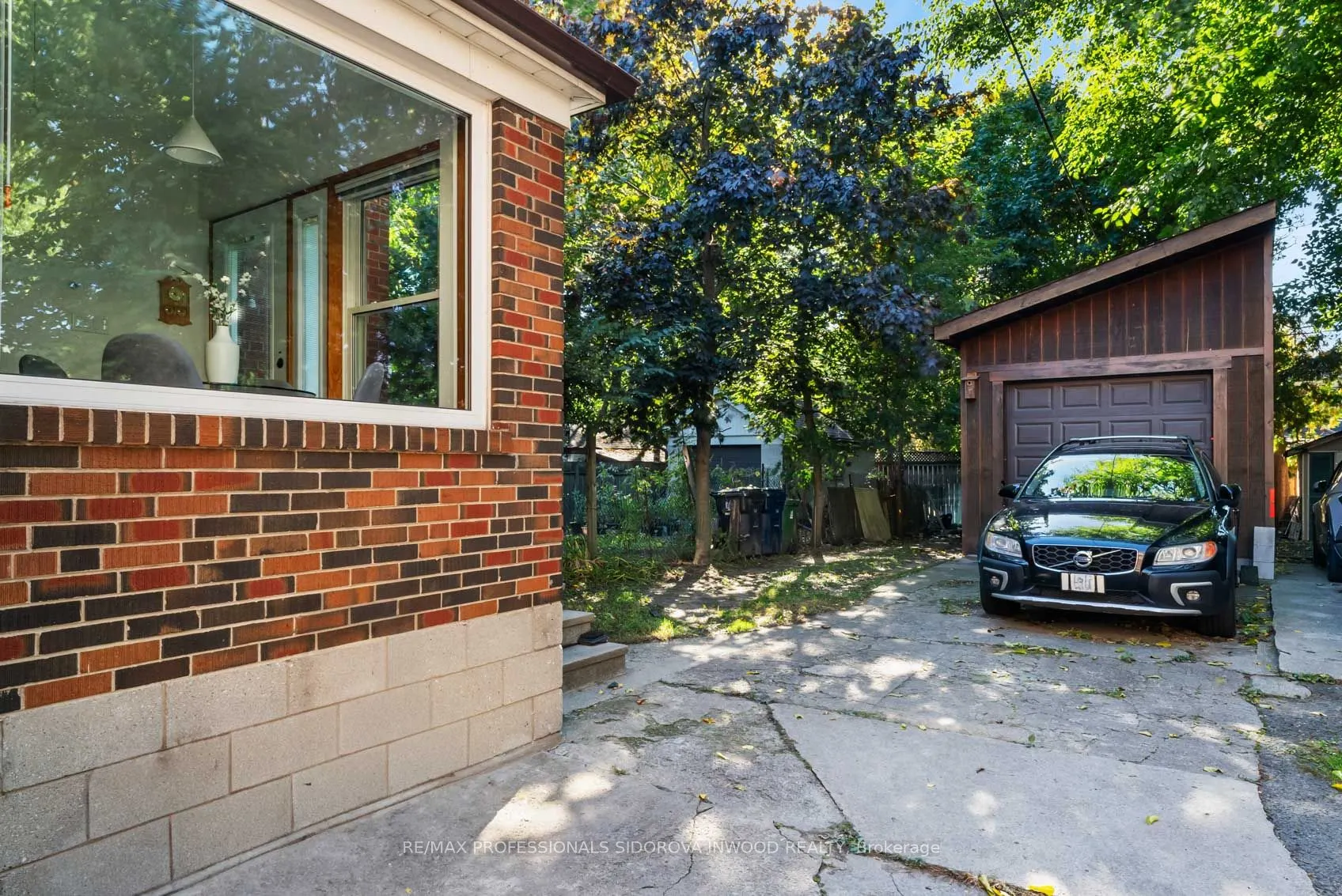 11 Winfield Avenue