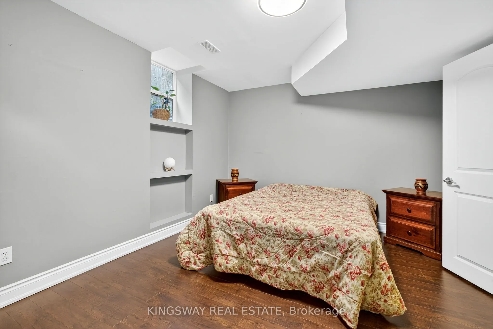 201 Holloway Terrace