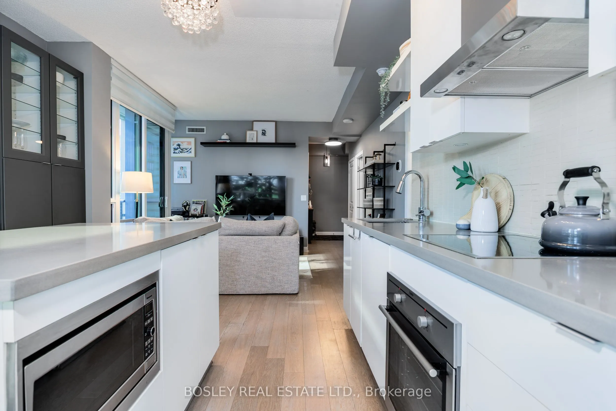 60 Annie Craig Drive, #215