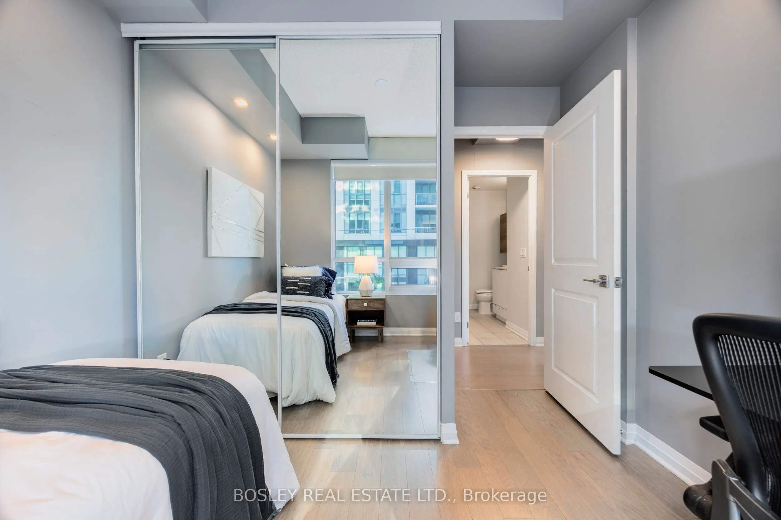 60 Annie Craig Drive, #215