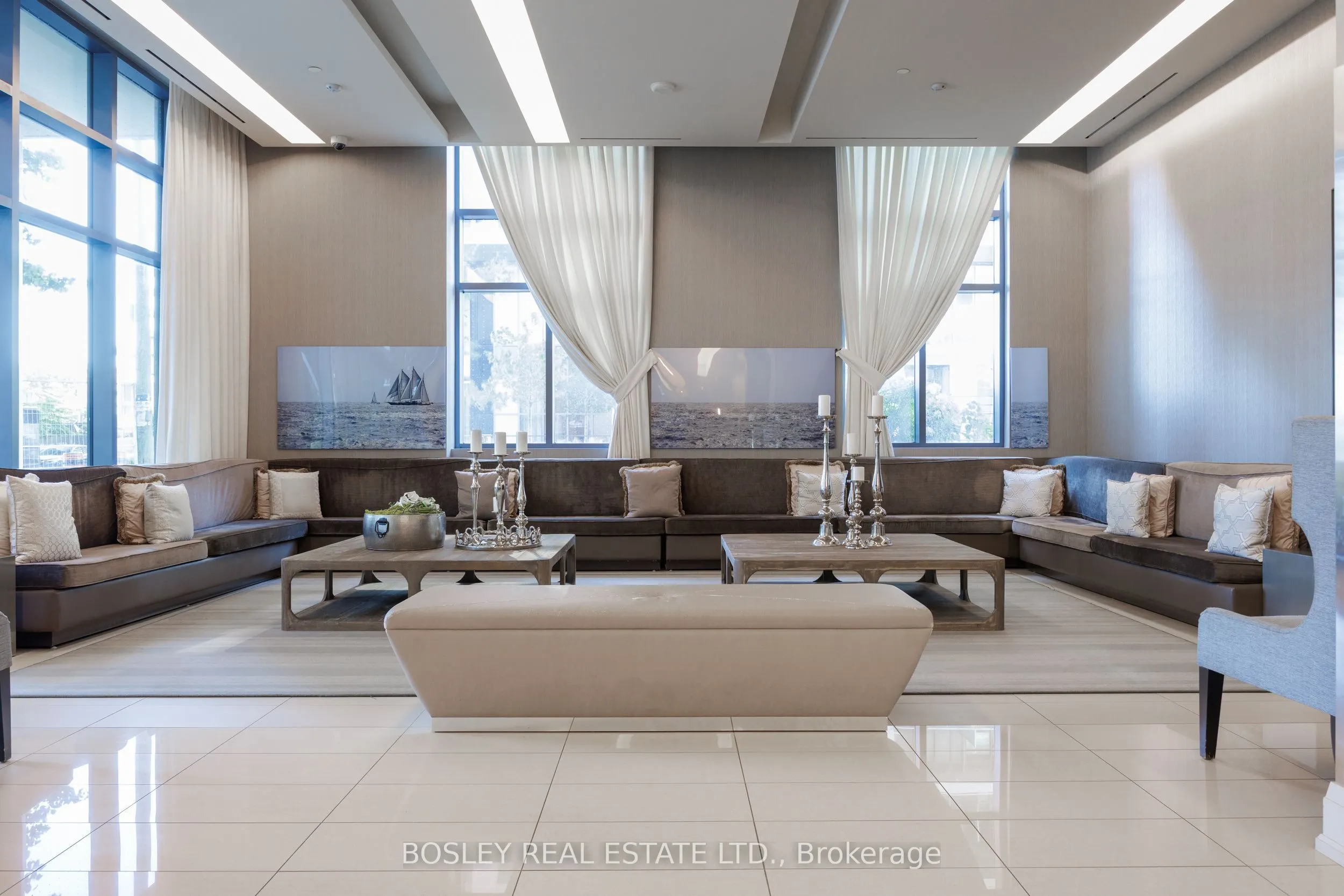 60 Annie Craig Drive, #215