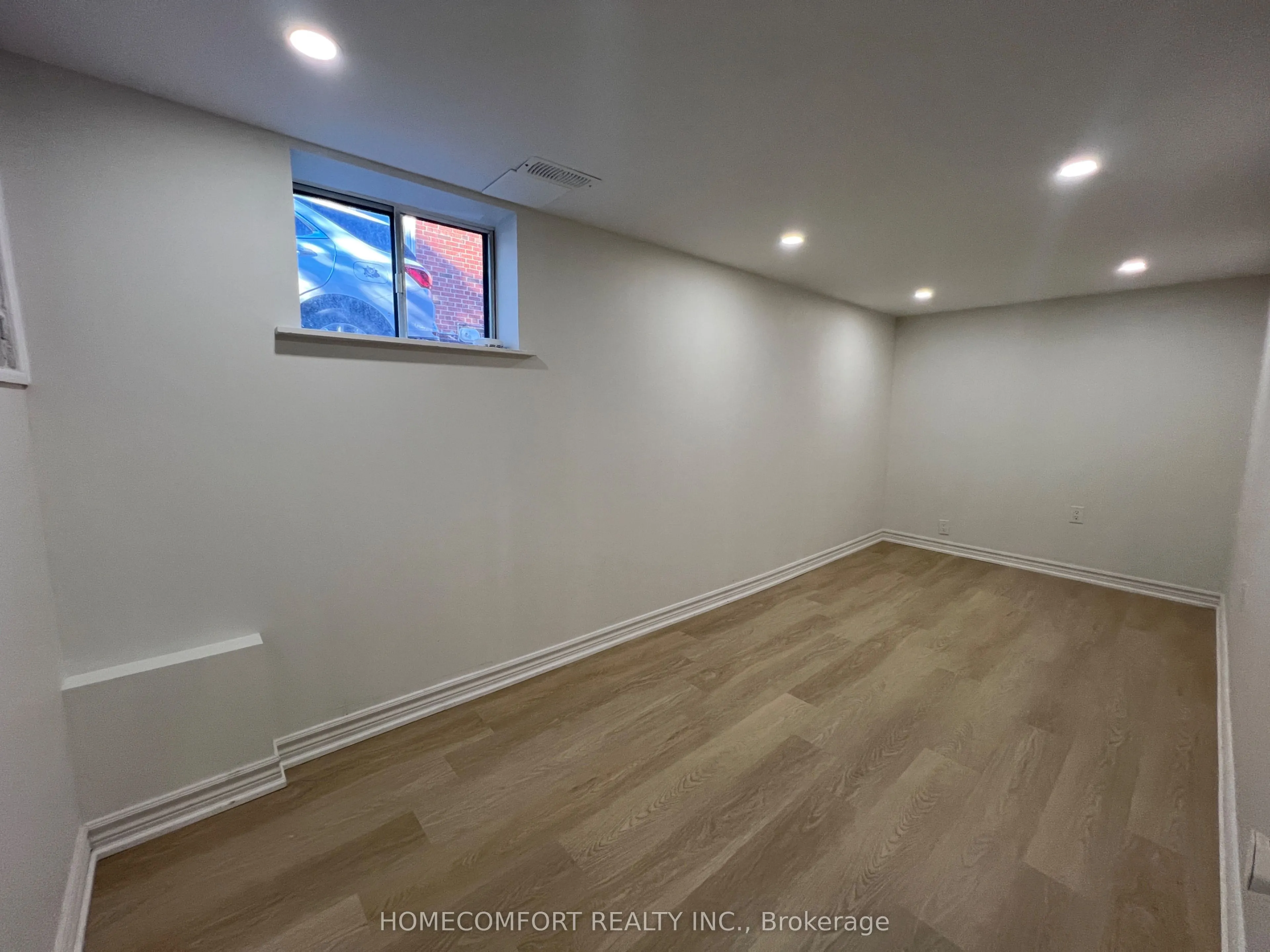 15 Paula Boulevard, #Basement apartment