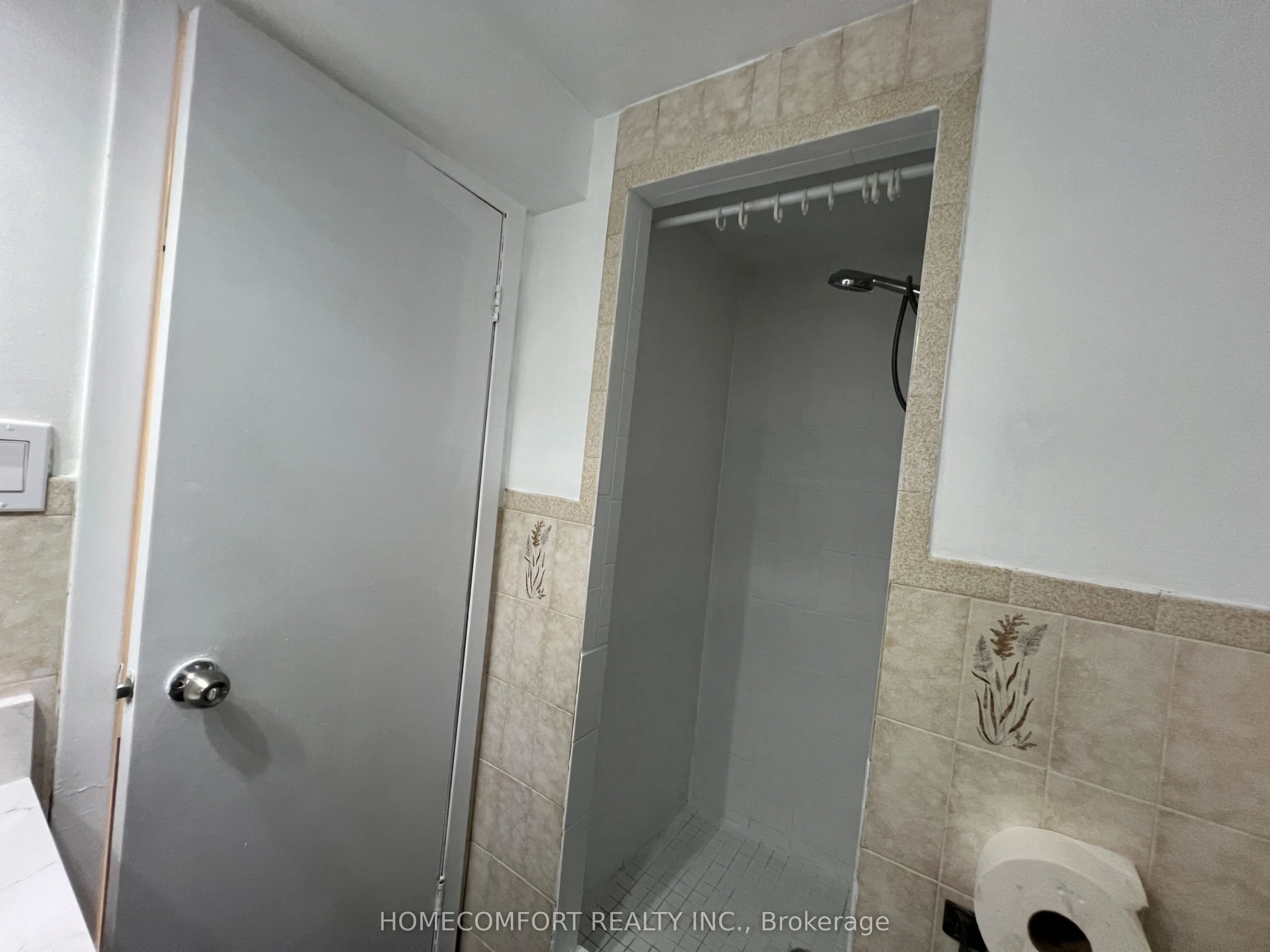 15 Paula Boulevard, #Basement apartment