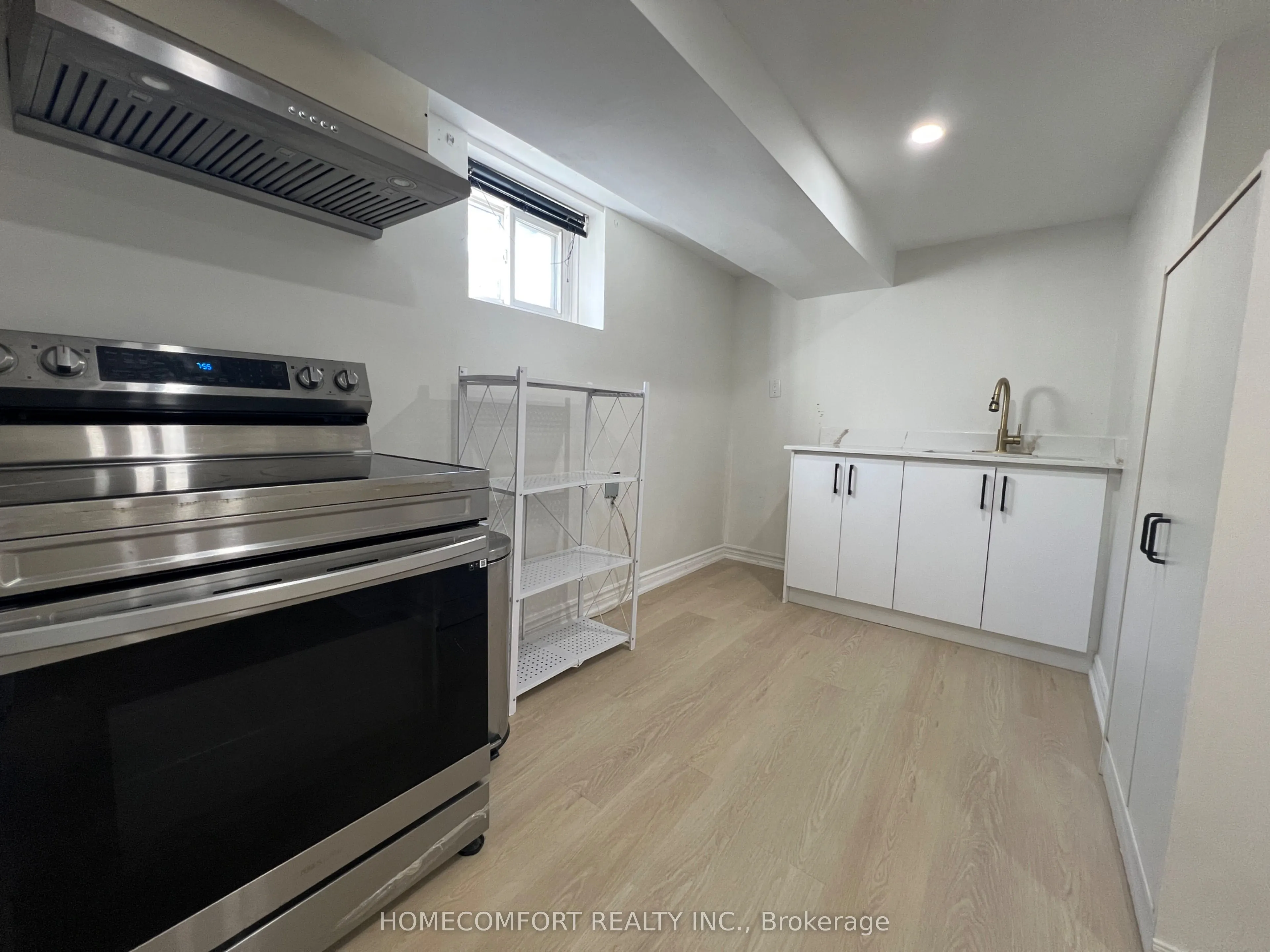 15 Paula Boulevard, #Basement apartment
