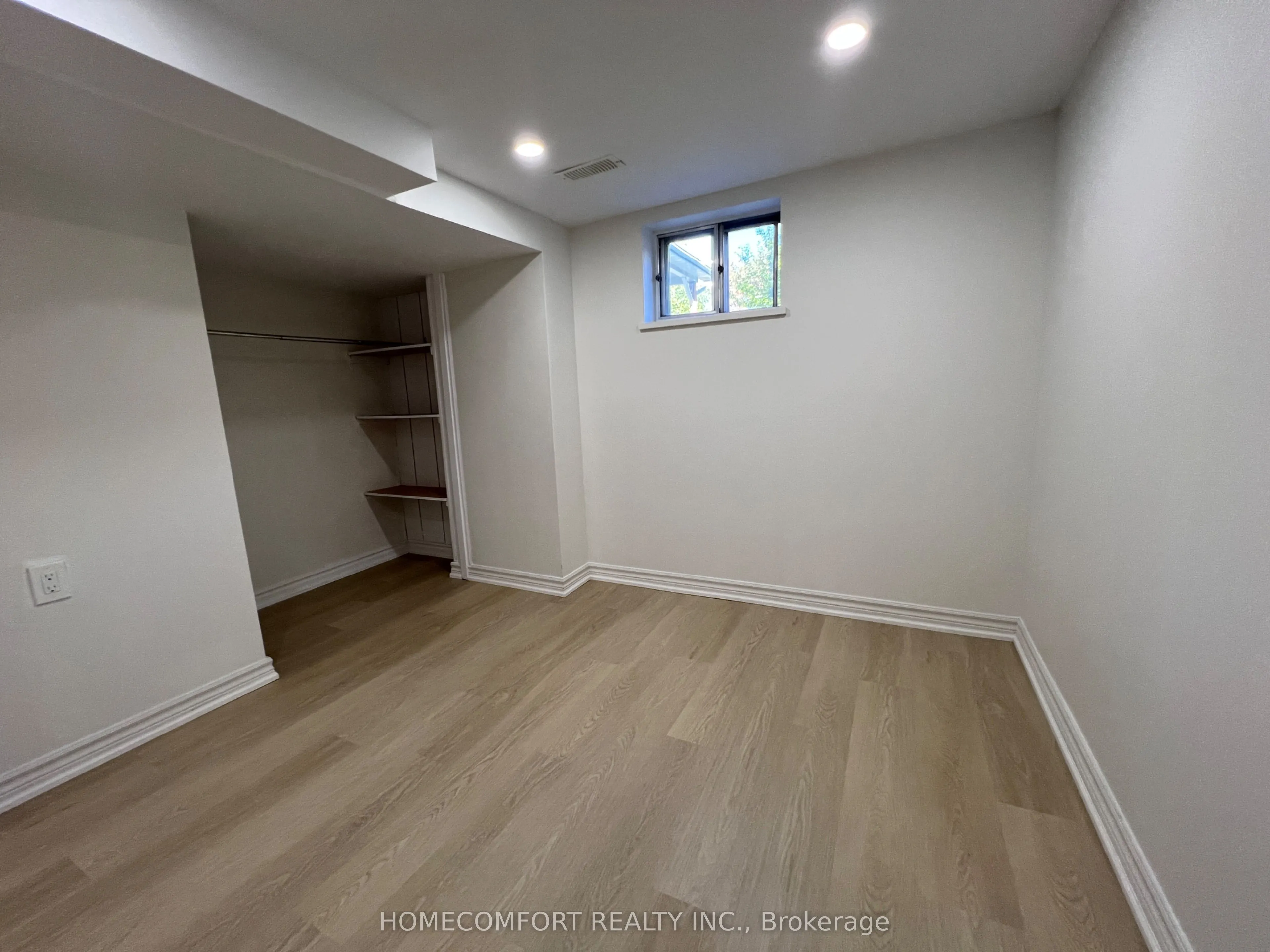 15 Paula Boulevard, #Basement apartment