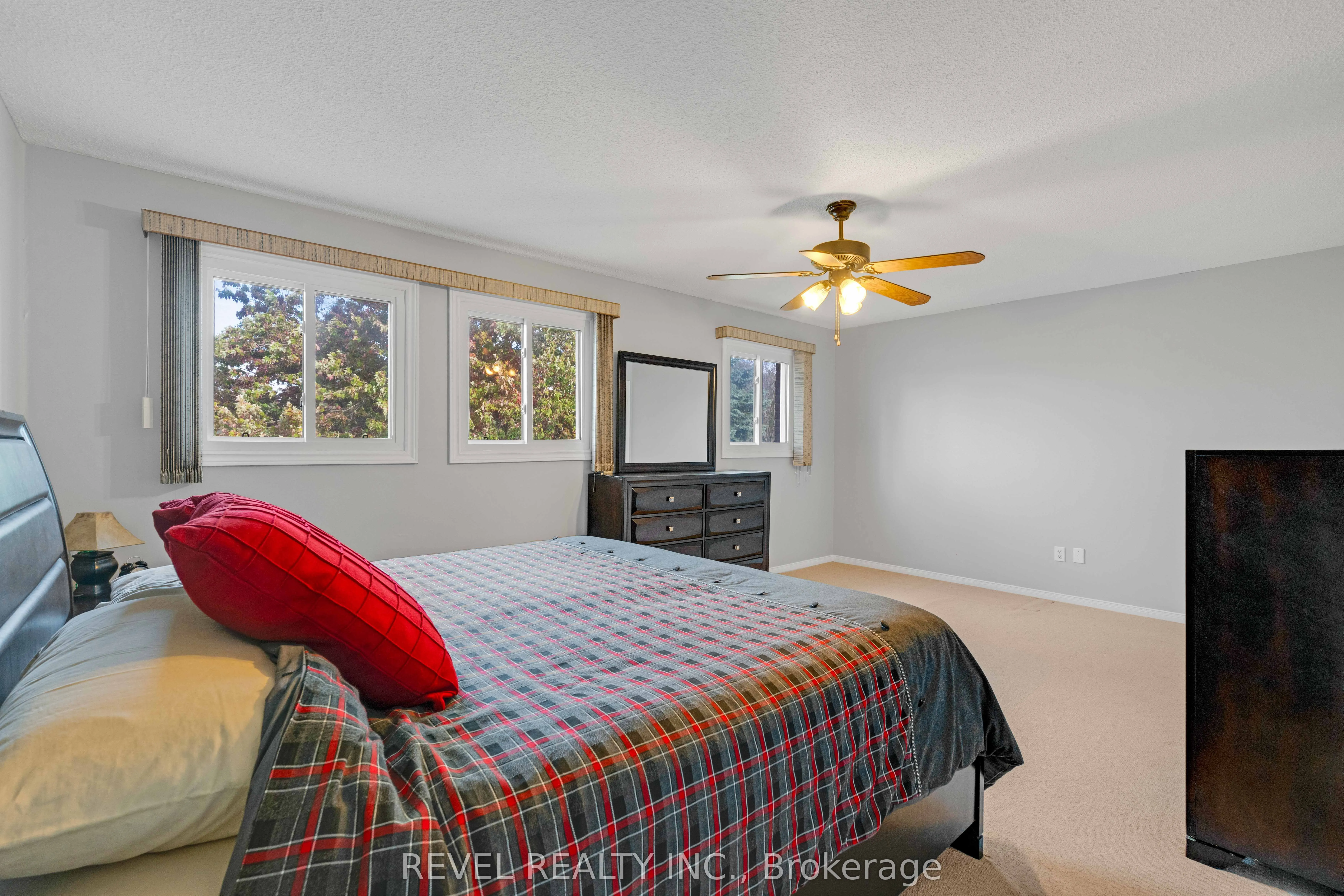 42 Deer Valley Drive