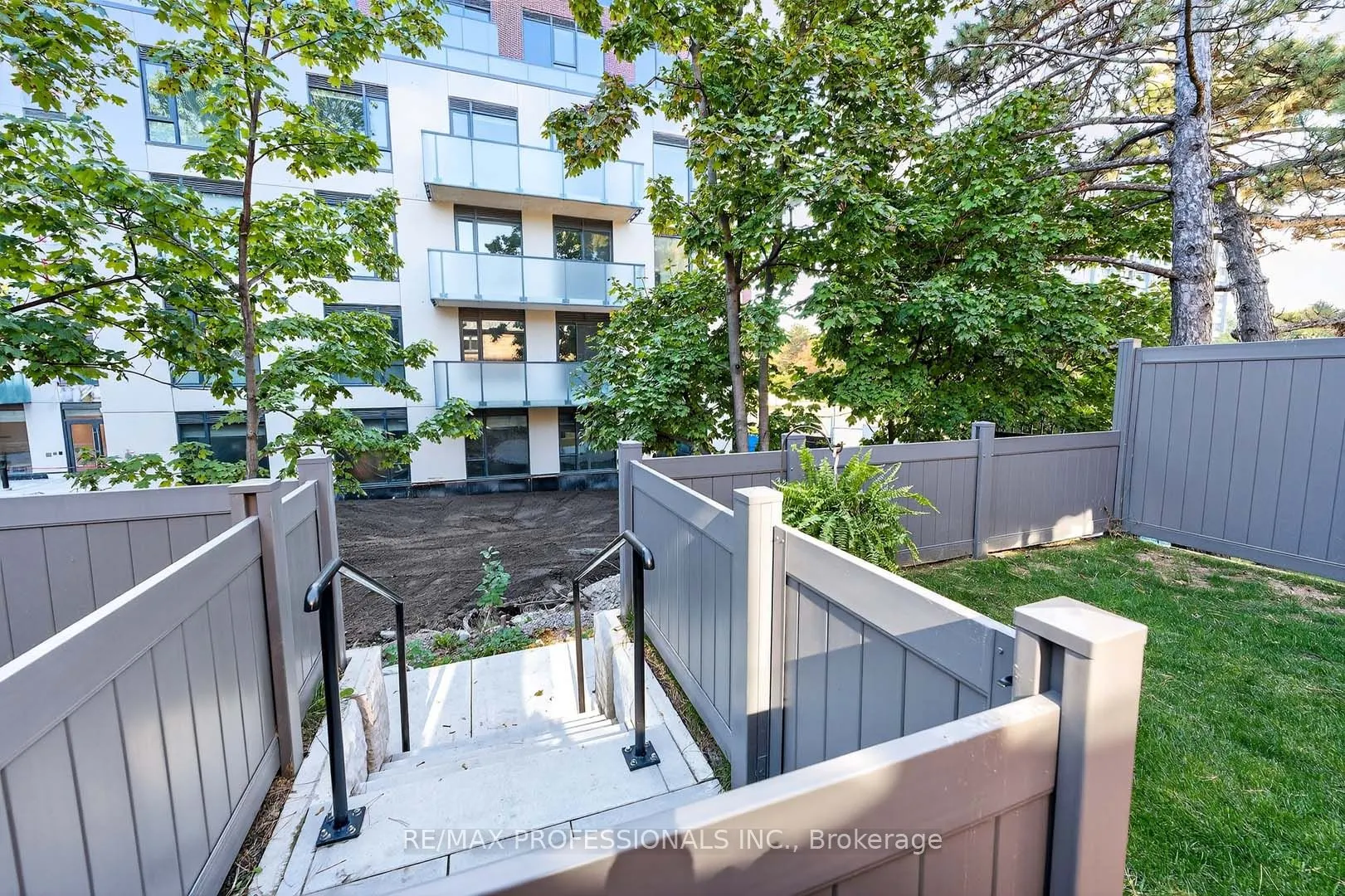 4357 Bloor Street W, #1