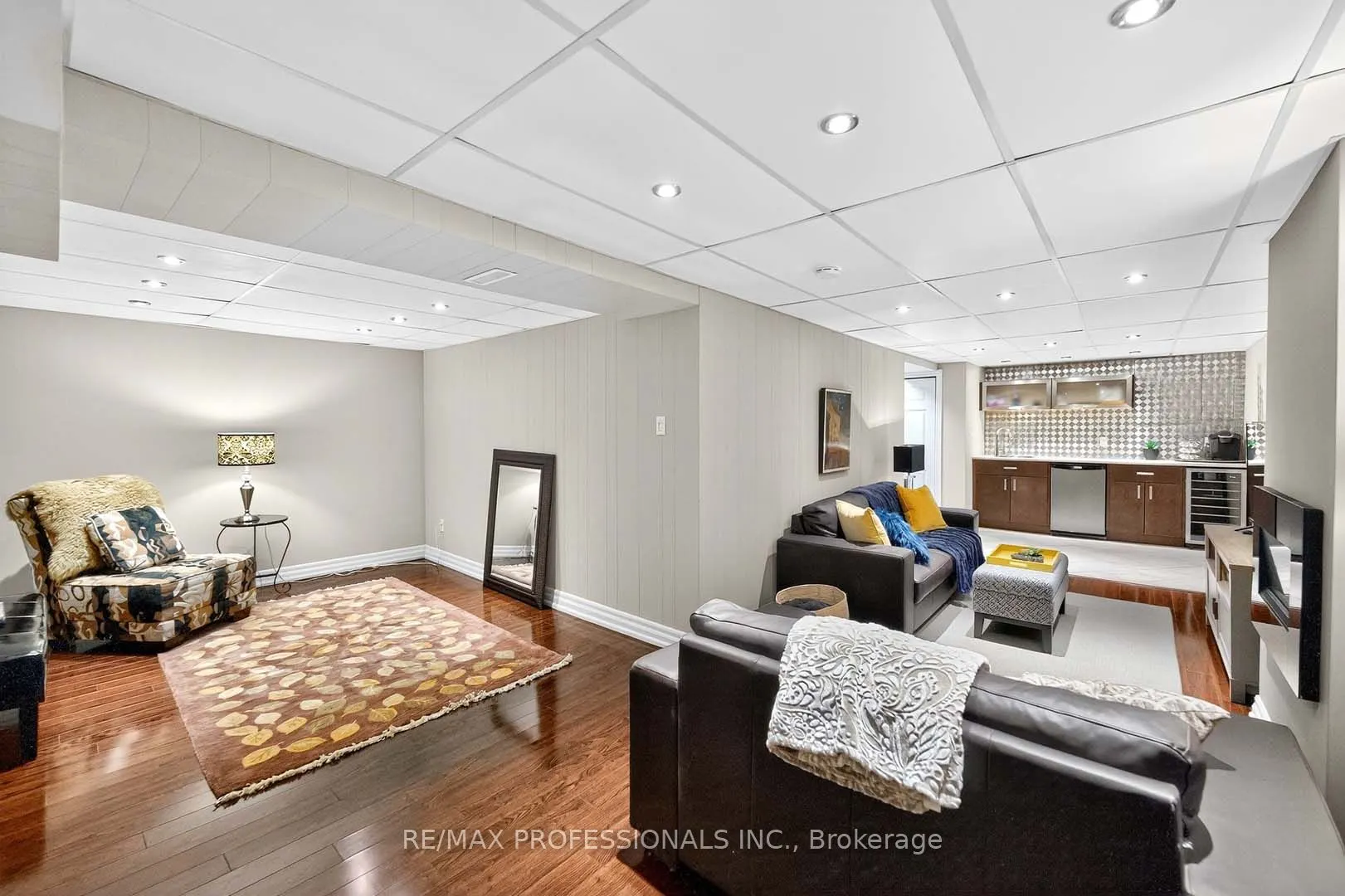4357 Bloor Street W, #1