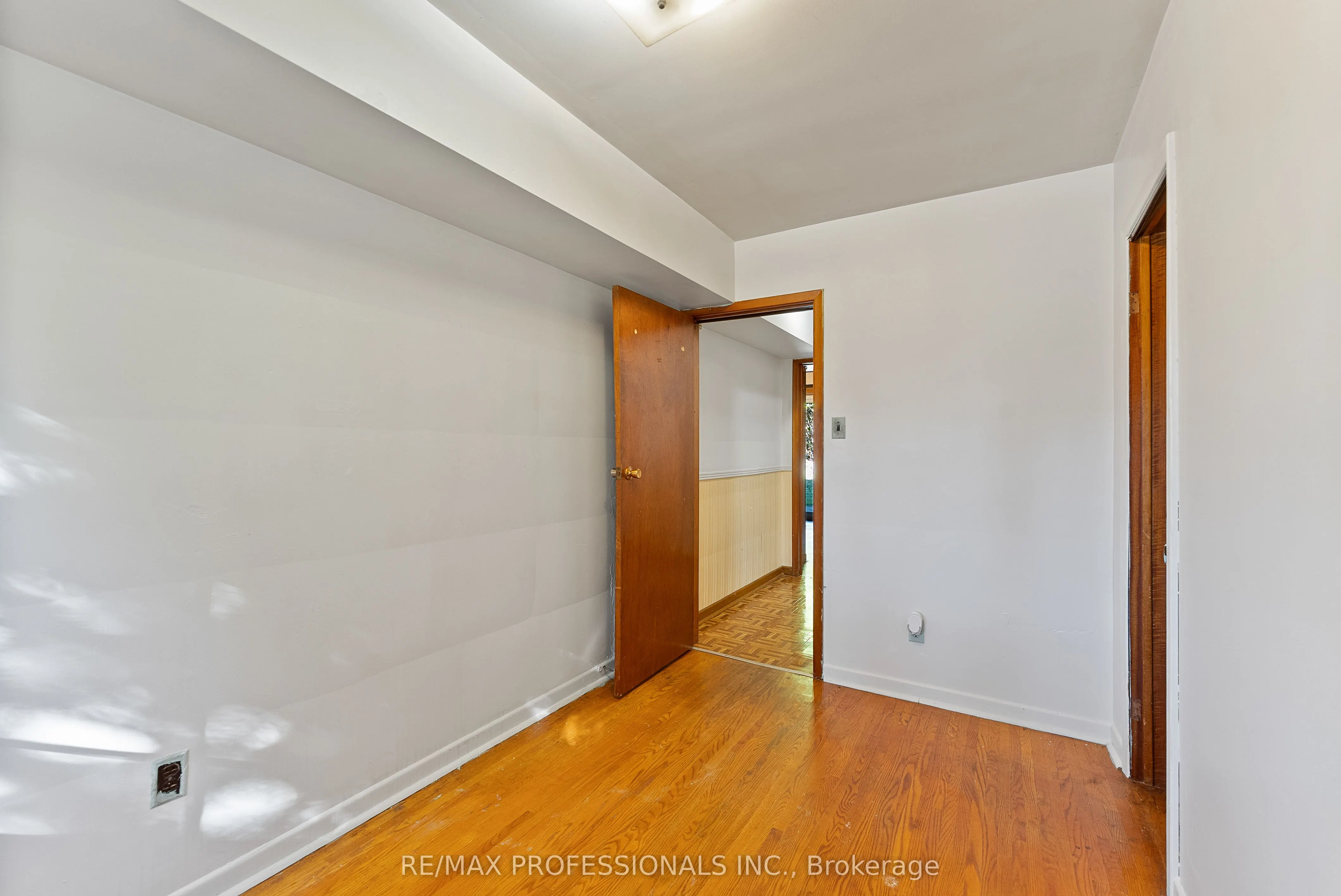 12 Drury Lane