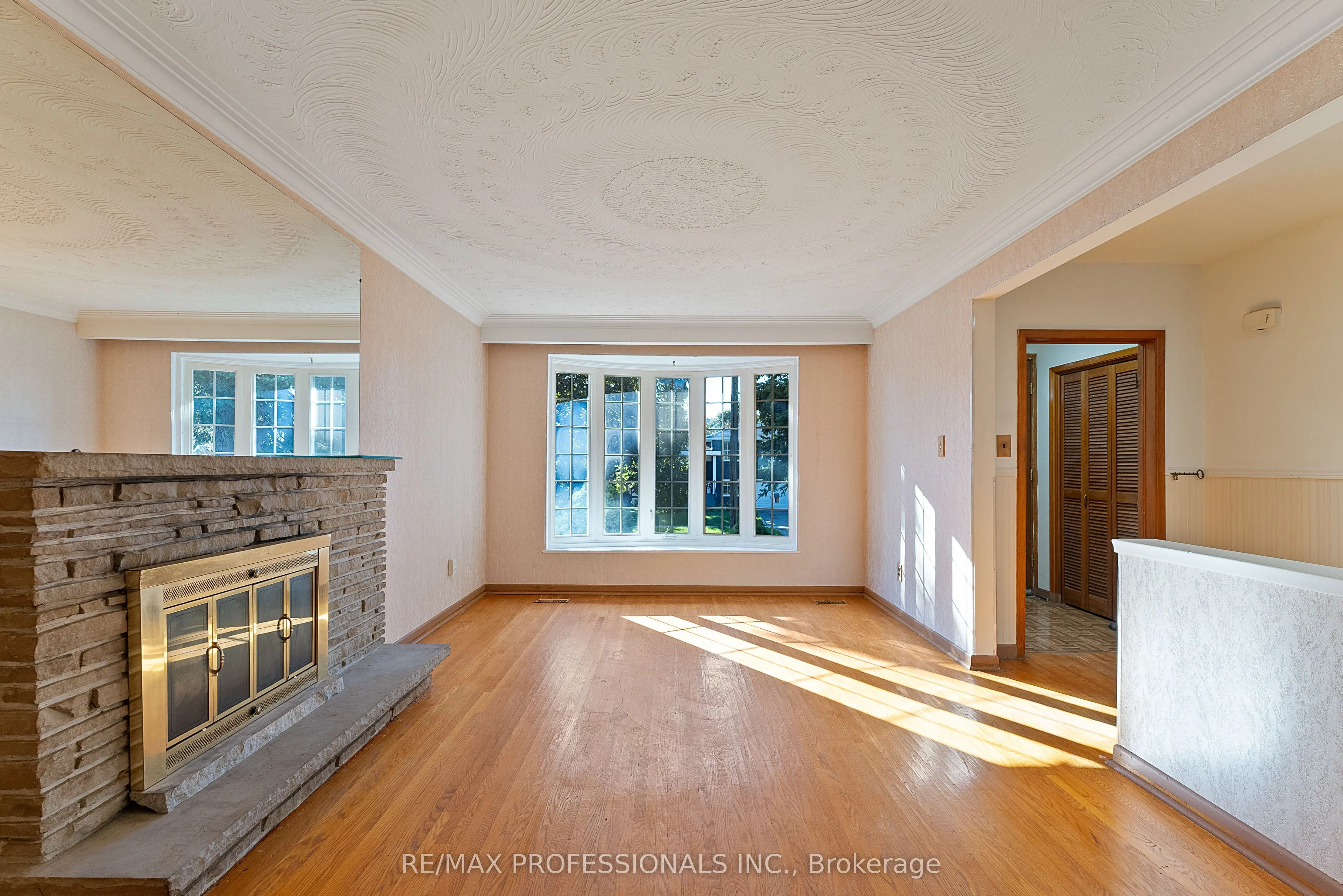 12 Drury Lane