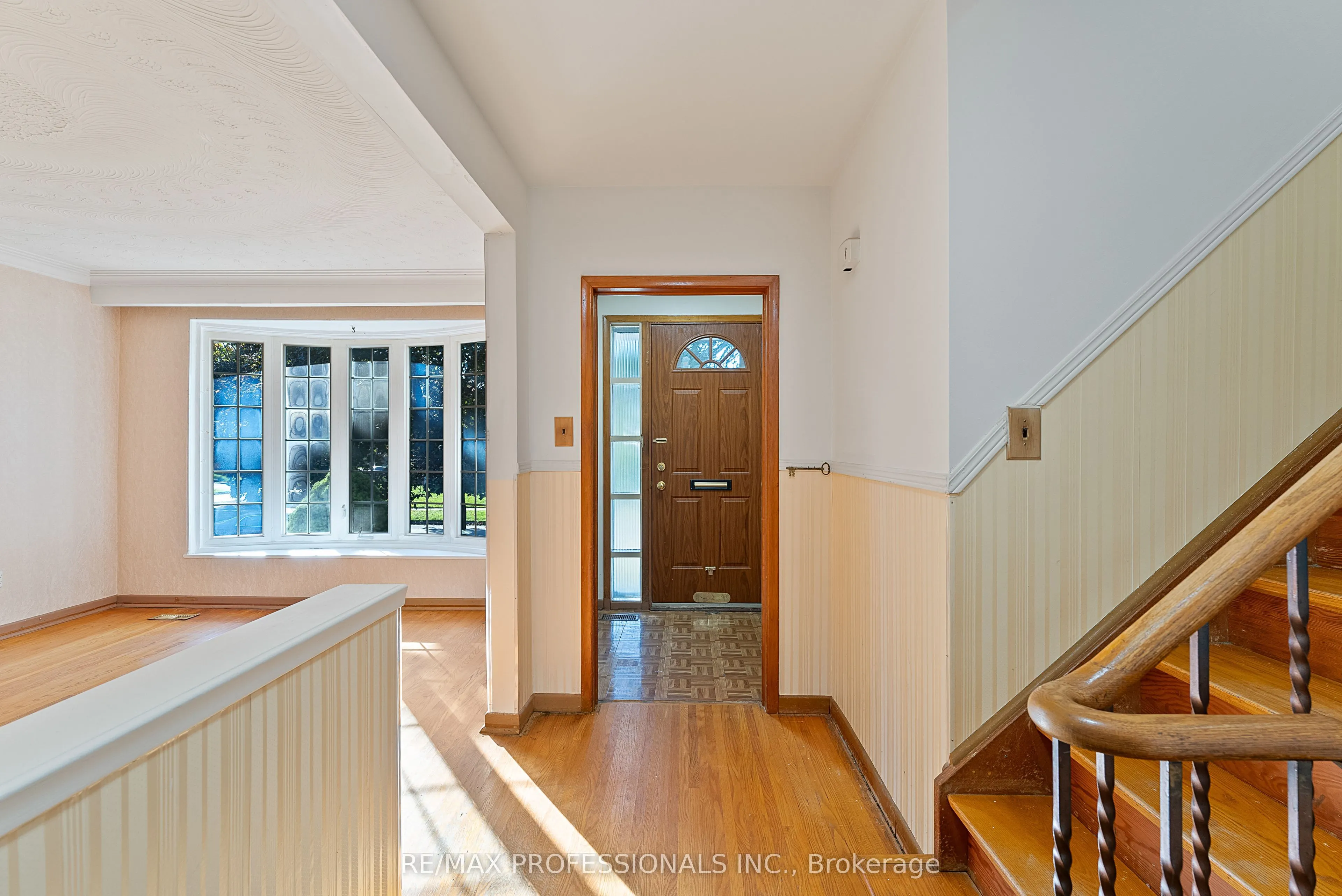 12 Drury Lane