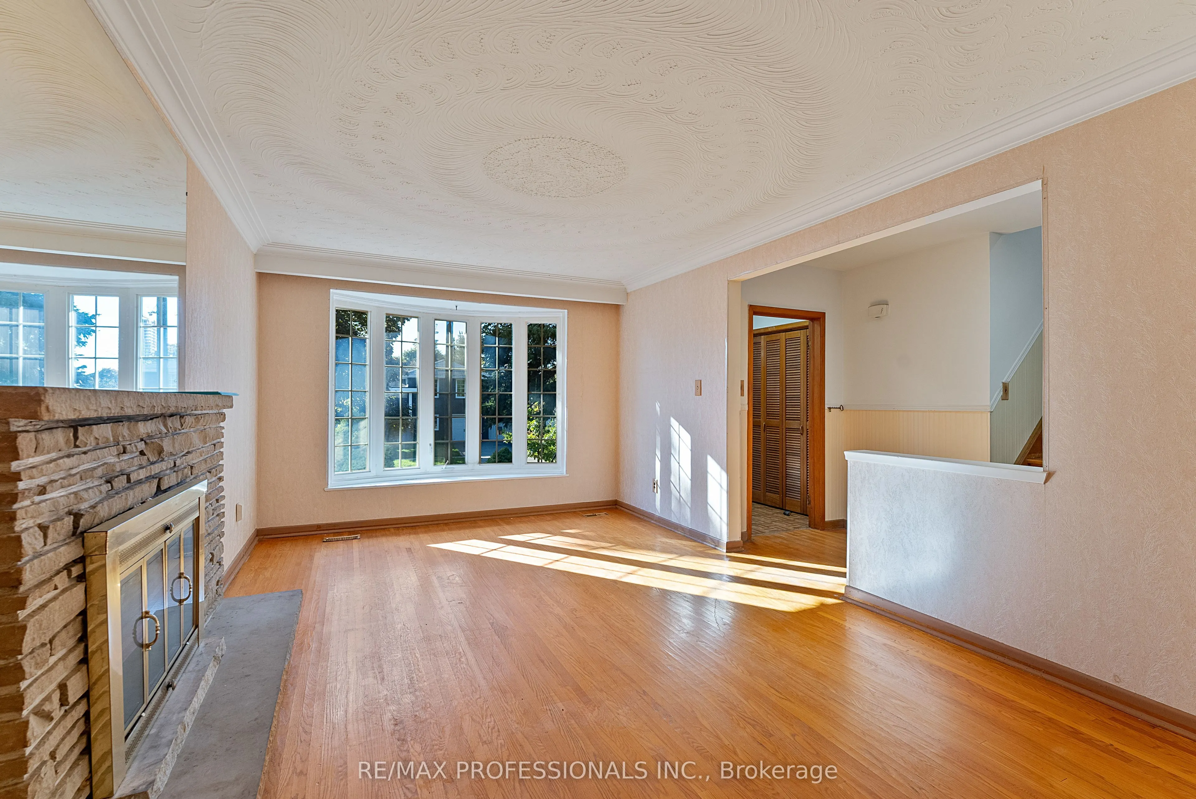 12 Drury Lane
