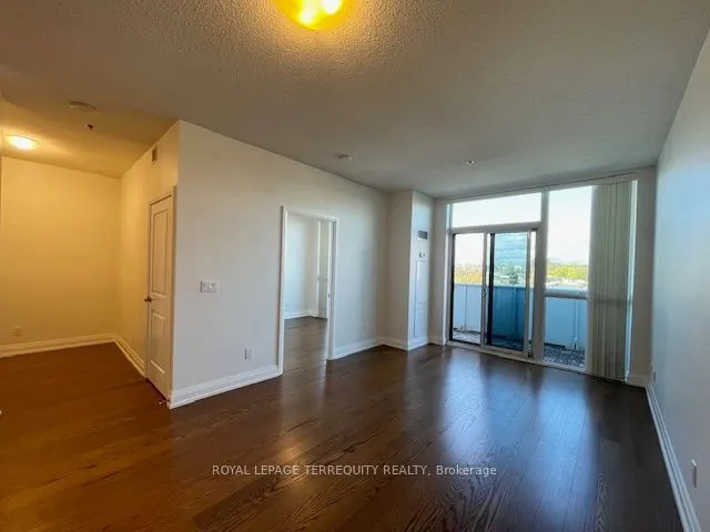 65 Speers Road, #323