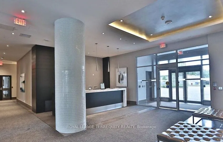 65 Speers Road, #323