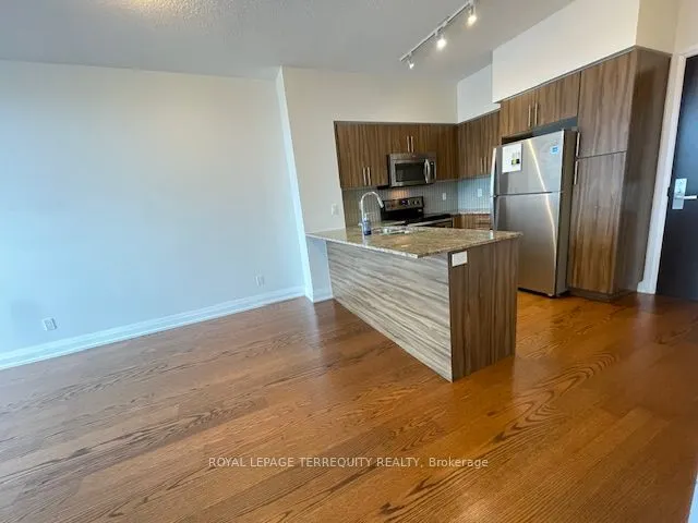65 Speers Road, #323