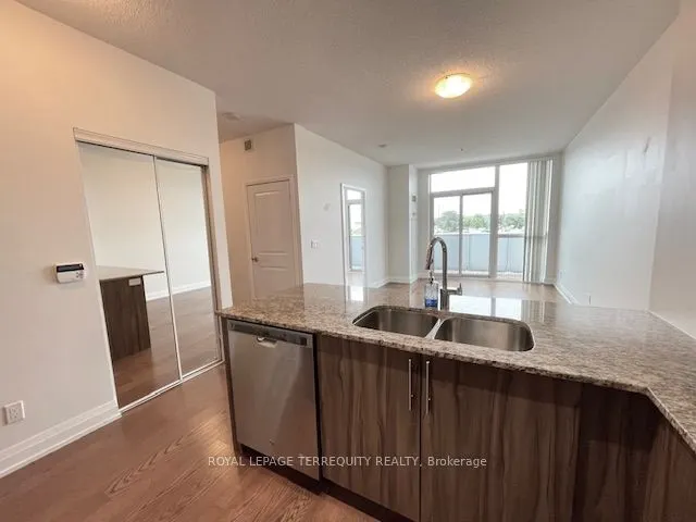 65 Speers Road, #323