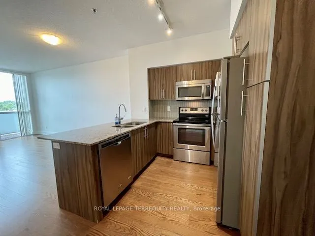 65 Speers Road, #323