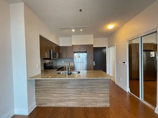 65 Speers Road, #323