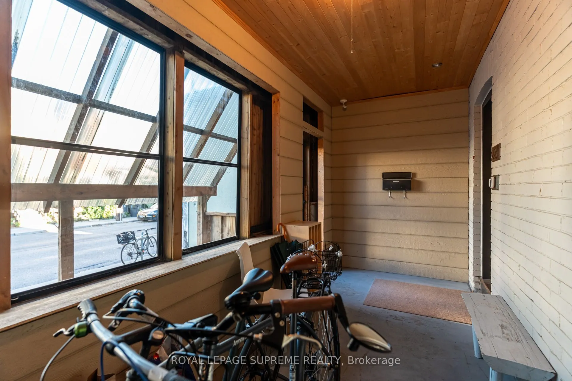 224 Christie Street, #Main