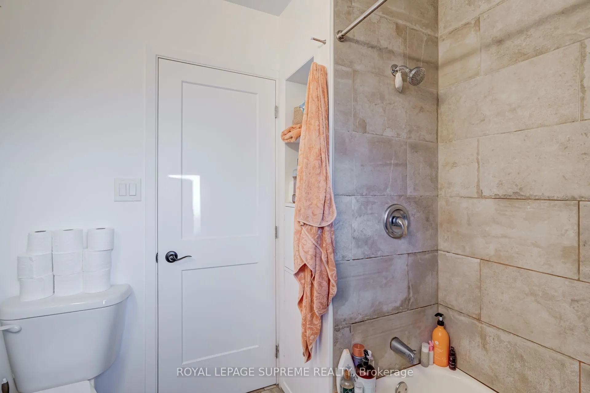 224 Christie Street, #Main