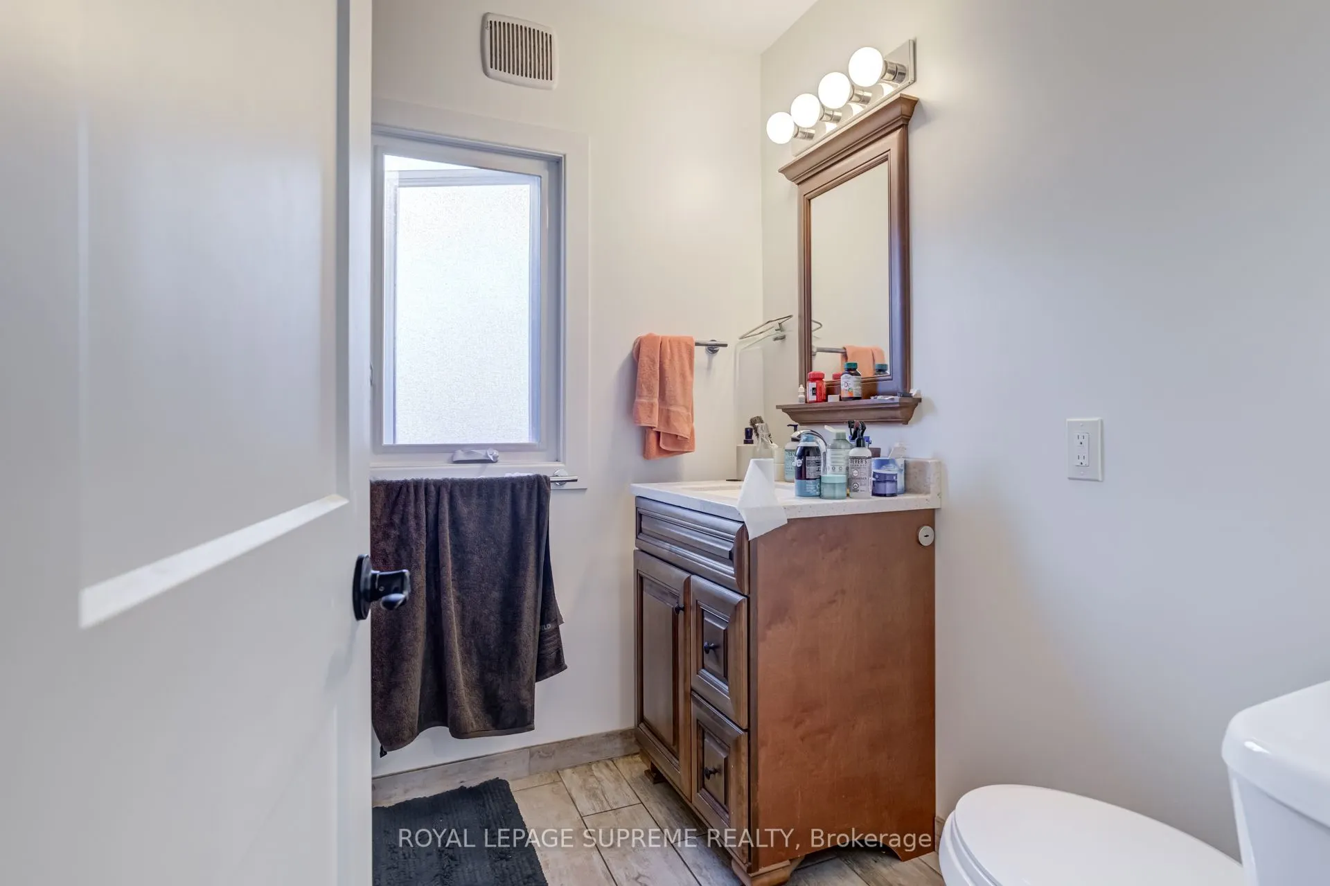 224 Christie Street, #Main