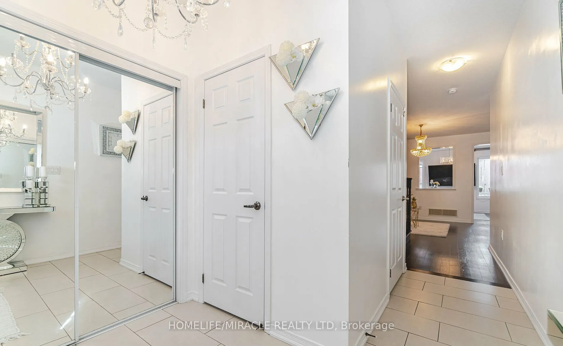 5 Felix Close, #Main