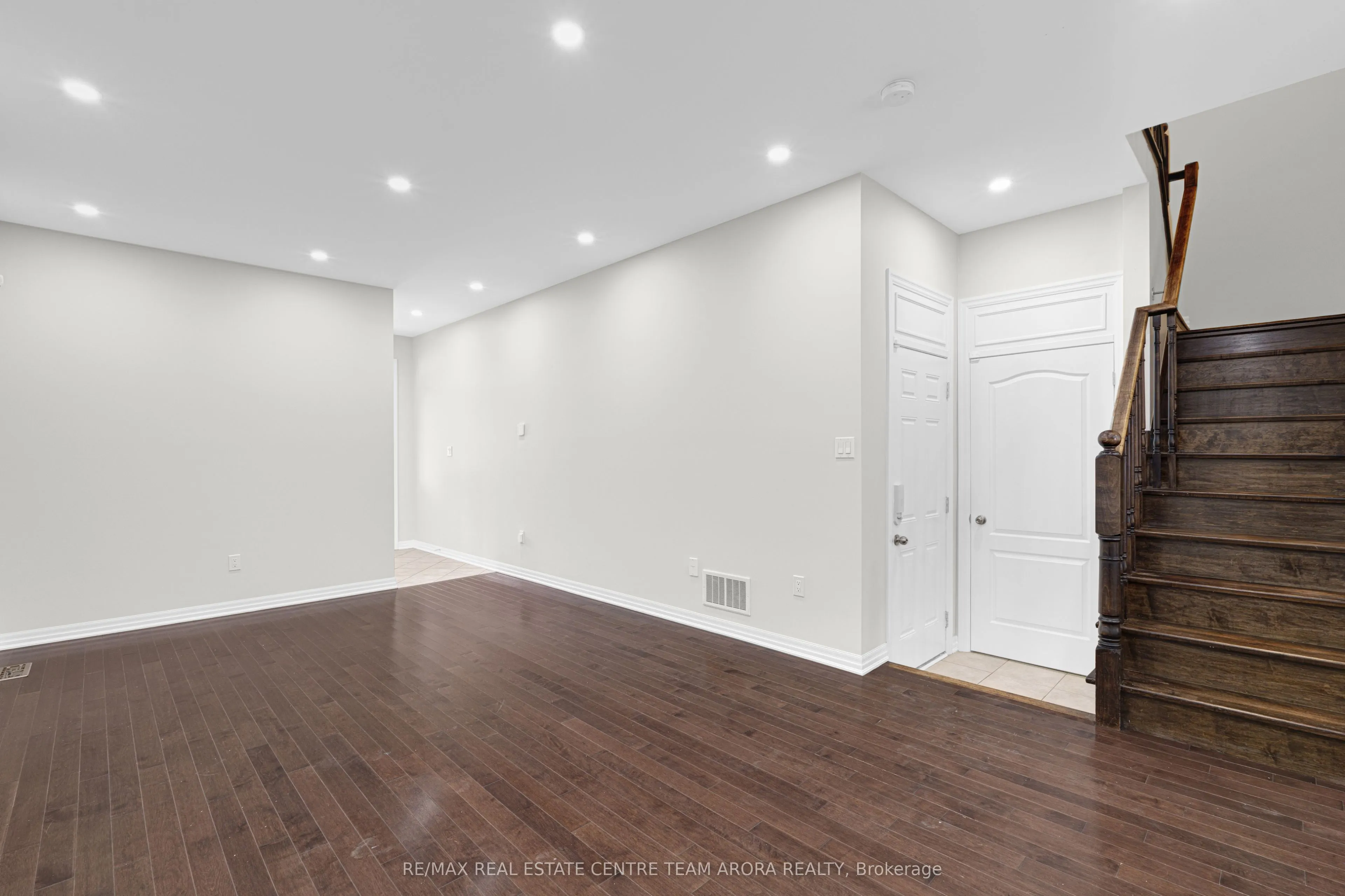 19 Henry Verschuren Avenue