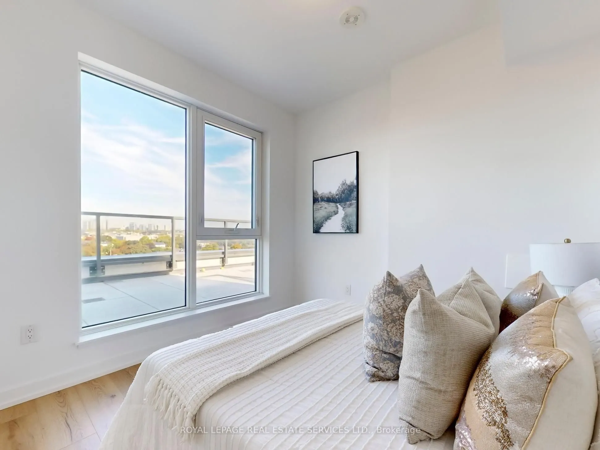 1195 The Queensway, #705