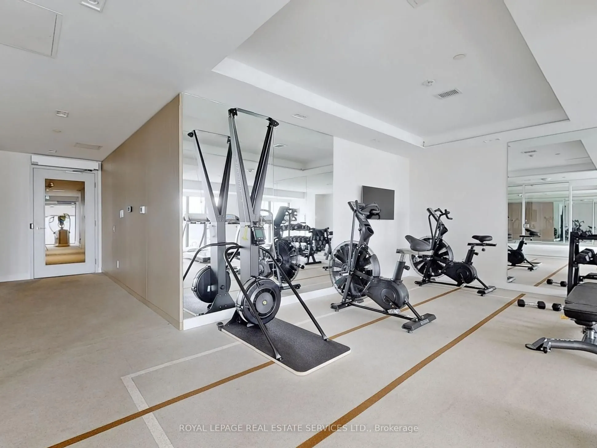 1195 The Queensway, #705