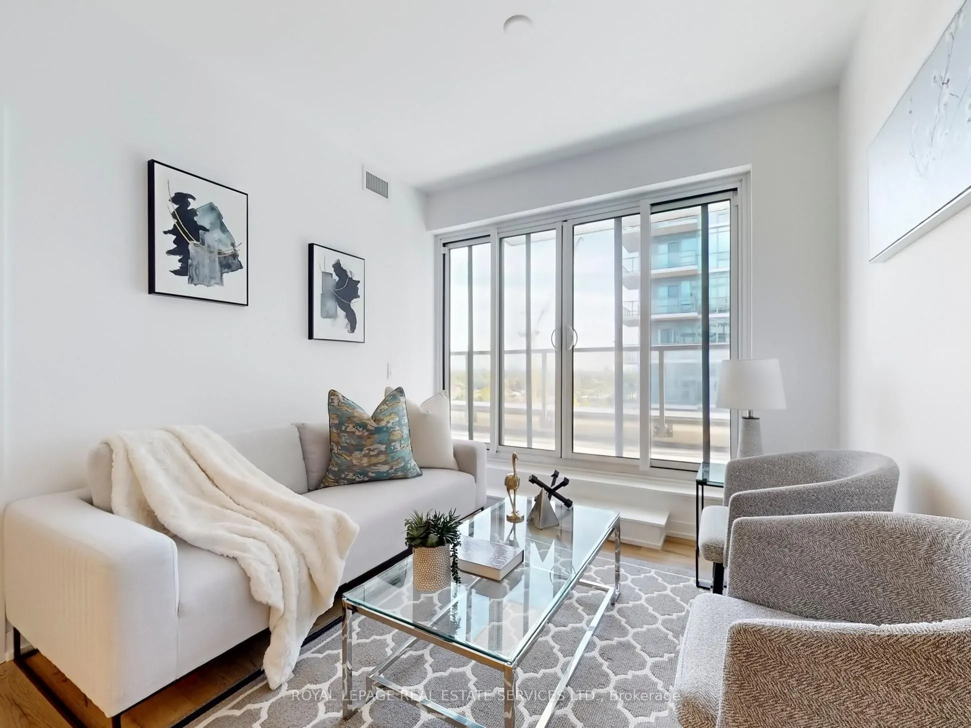 1195 The Queensway, #705