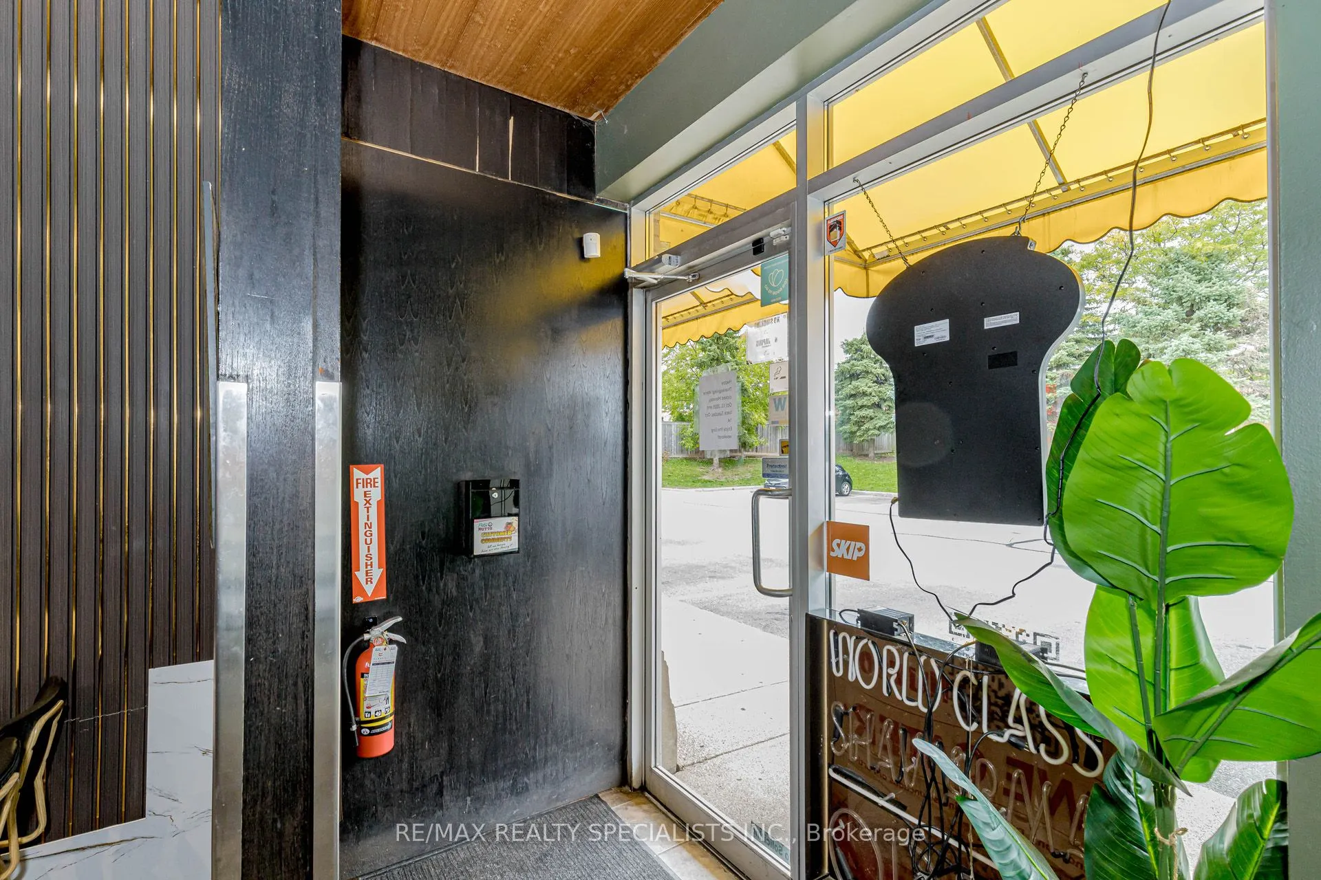2365 Trafalgar Road