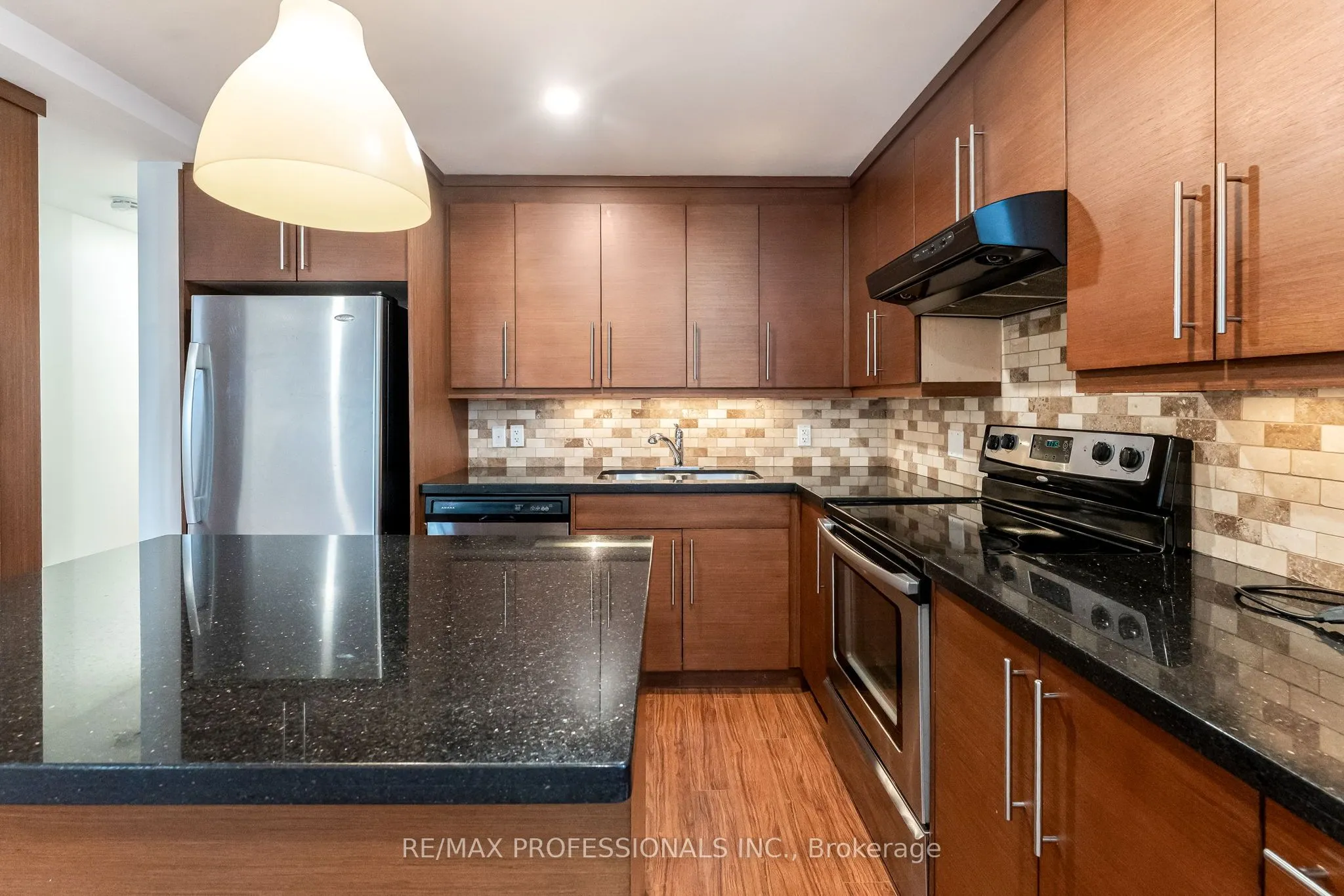 34 Monkton Avenue, #Lower