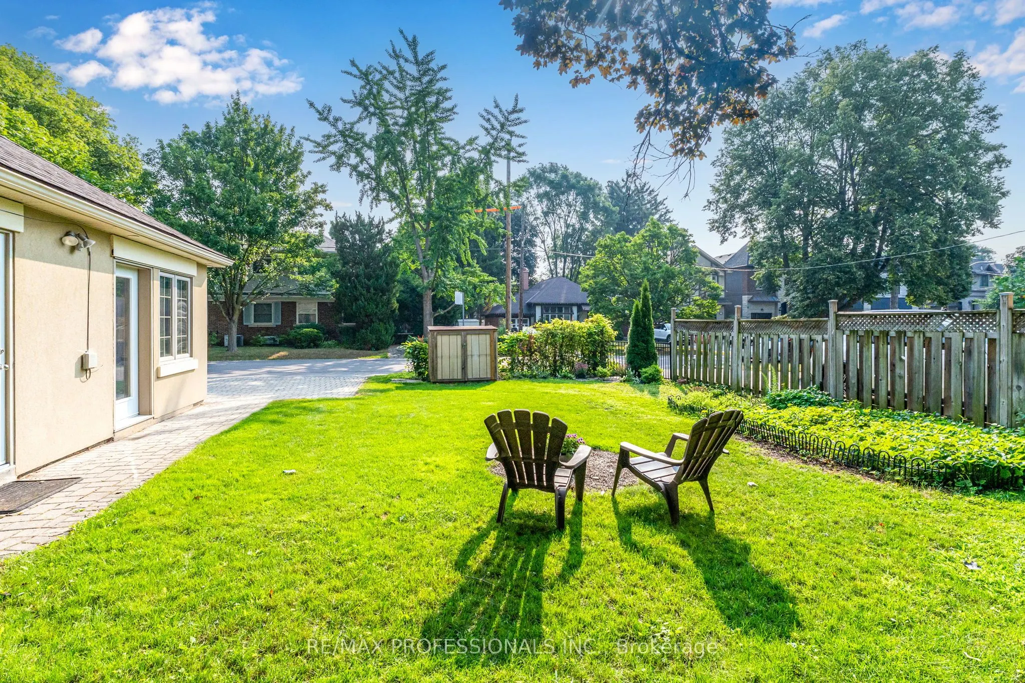 34 Monkton Avenue, #Lower