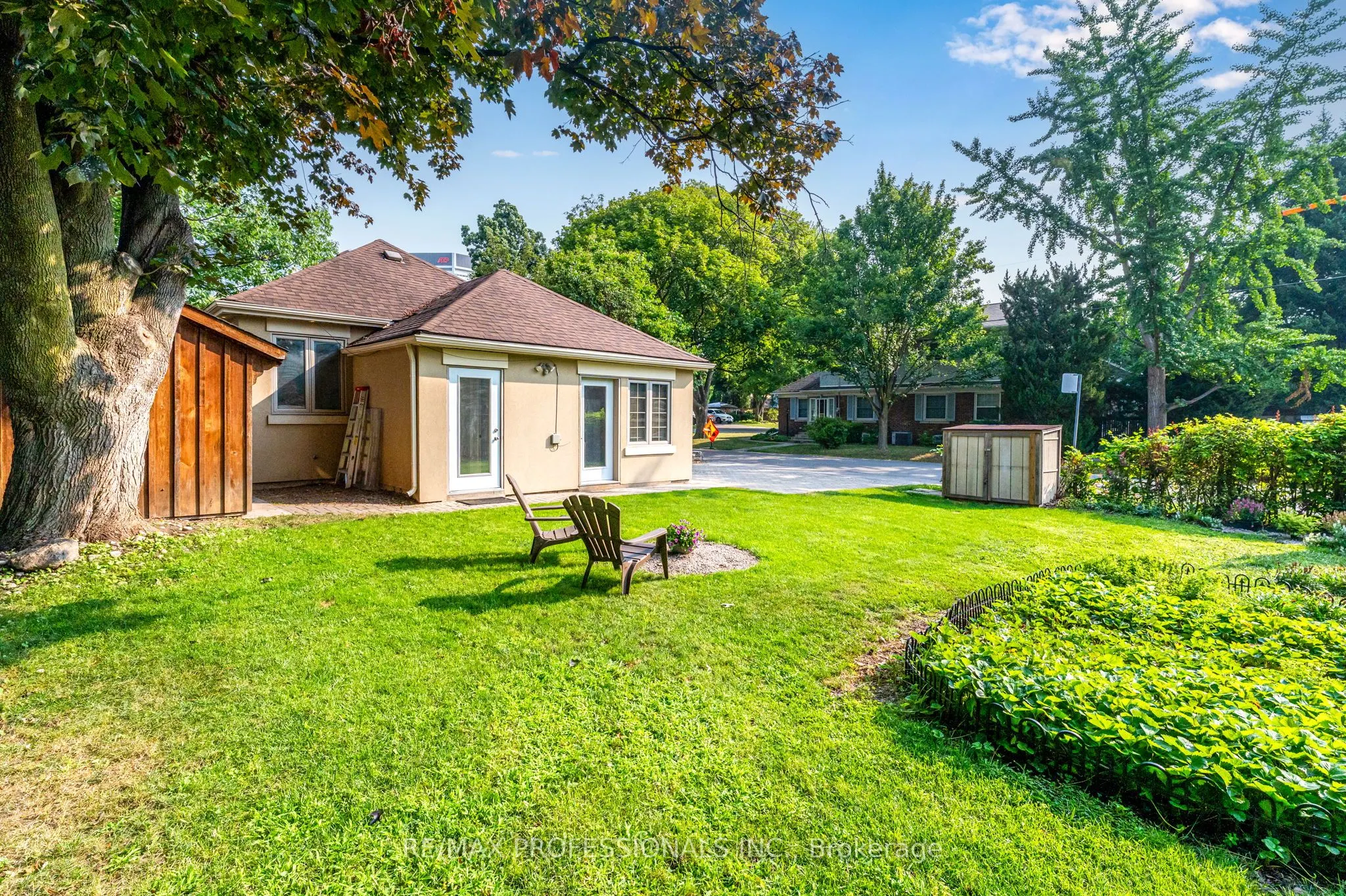 34 Monkton Avenue, #Lower