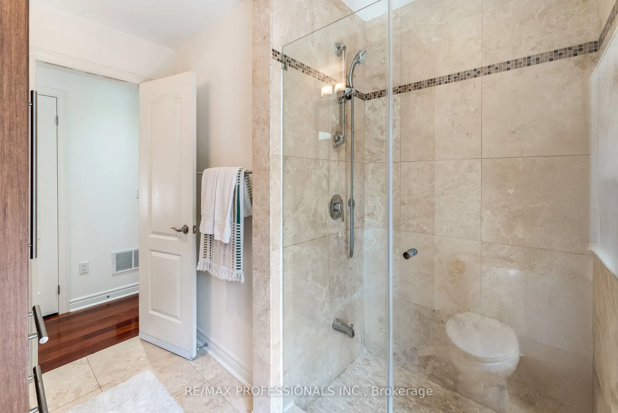 34 Monkton Avenue, #MAIN