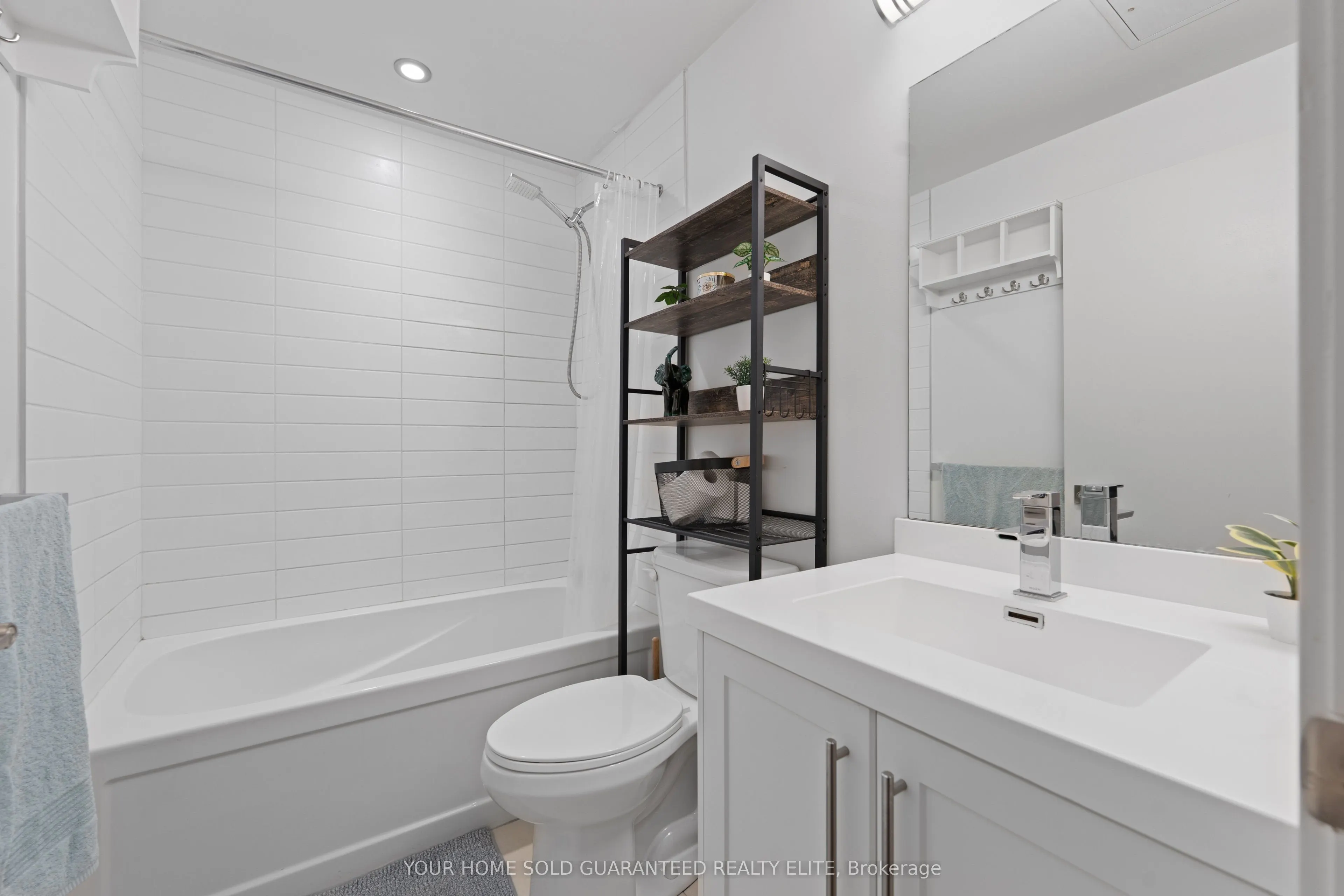 2087 Fairview Street, #906