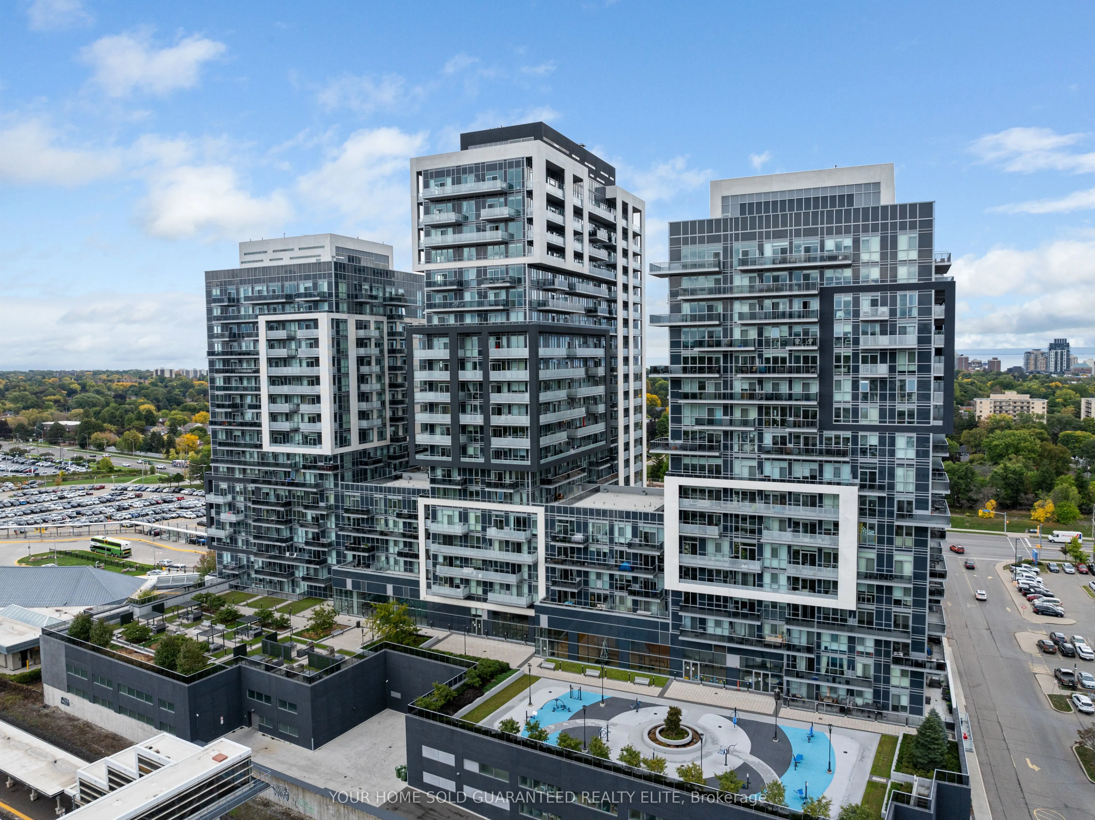 2087 Fairview Street, #906