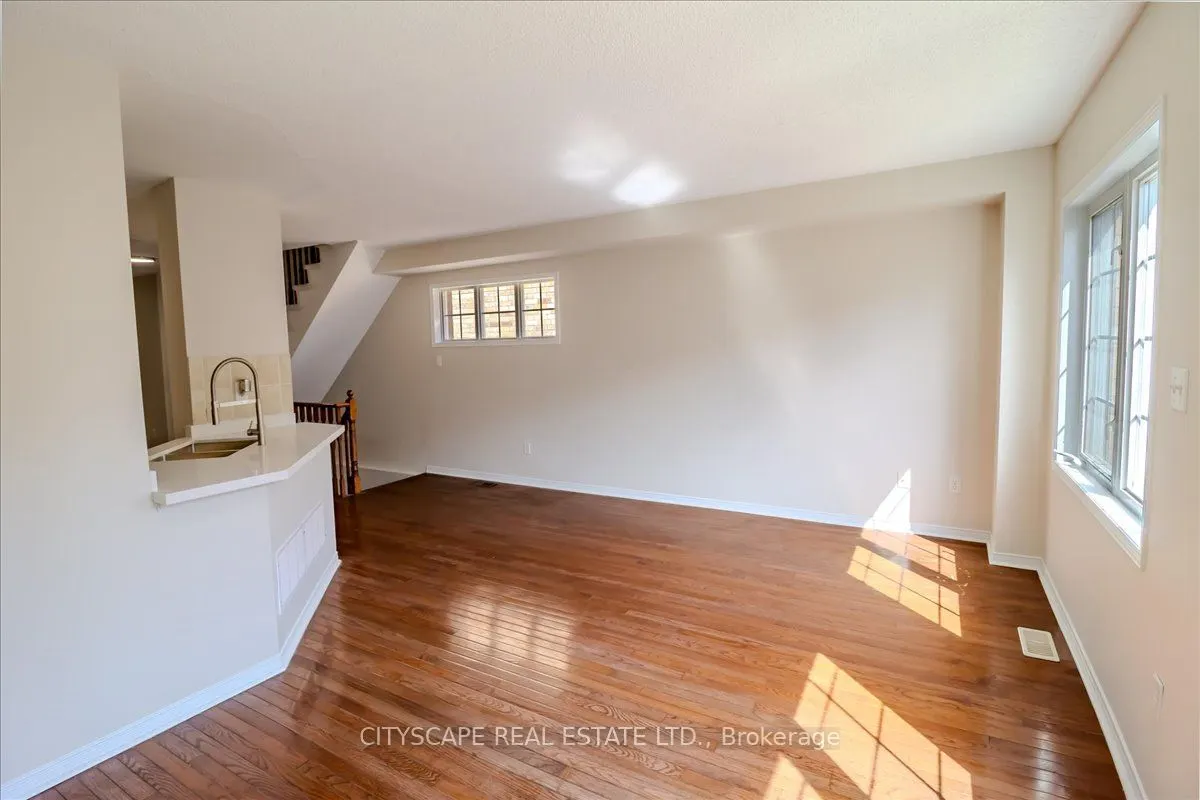 3950 Erin Centre Boulevard, #42