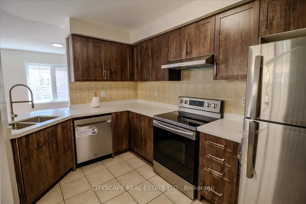 3950 Erin Centre Boulevard, #42