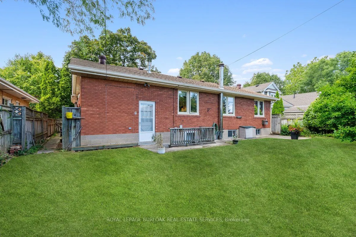 1424 Alfred Crescent