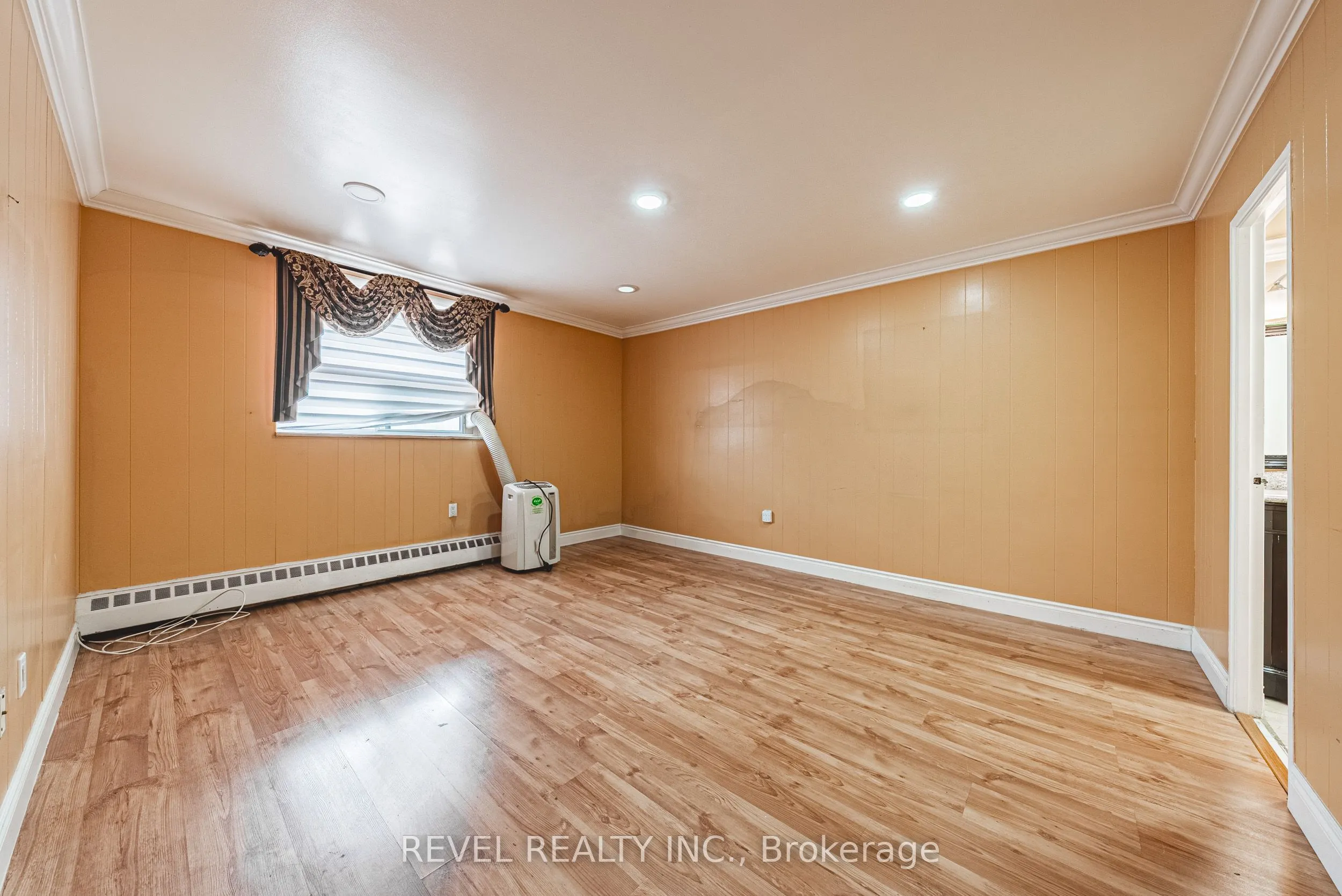 3577 Derry Road E, #805