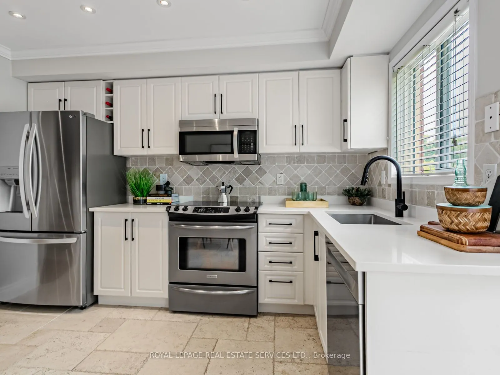 1168 Arena Road, #7