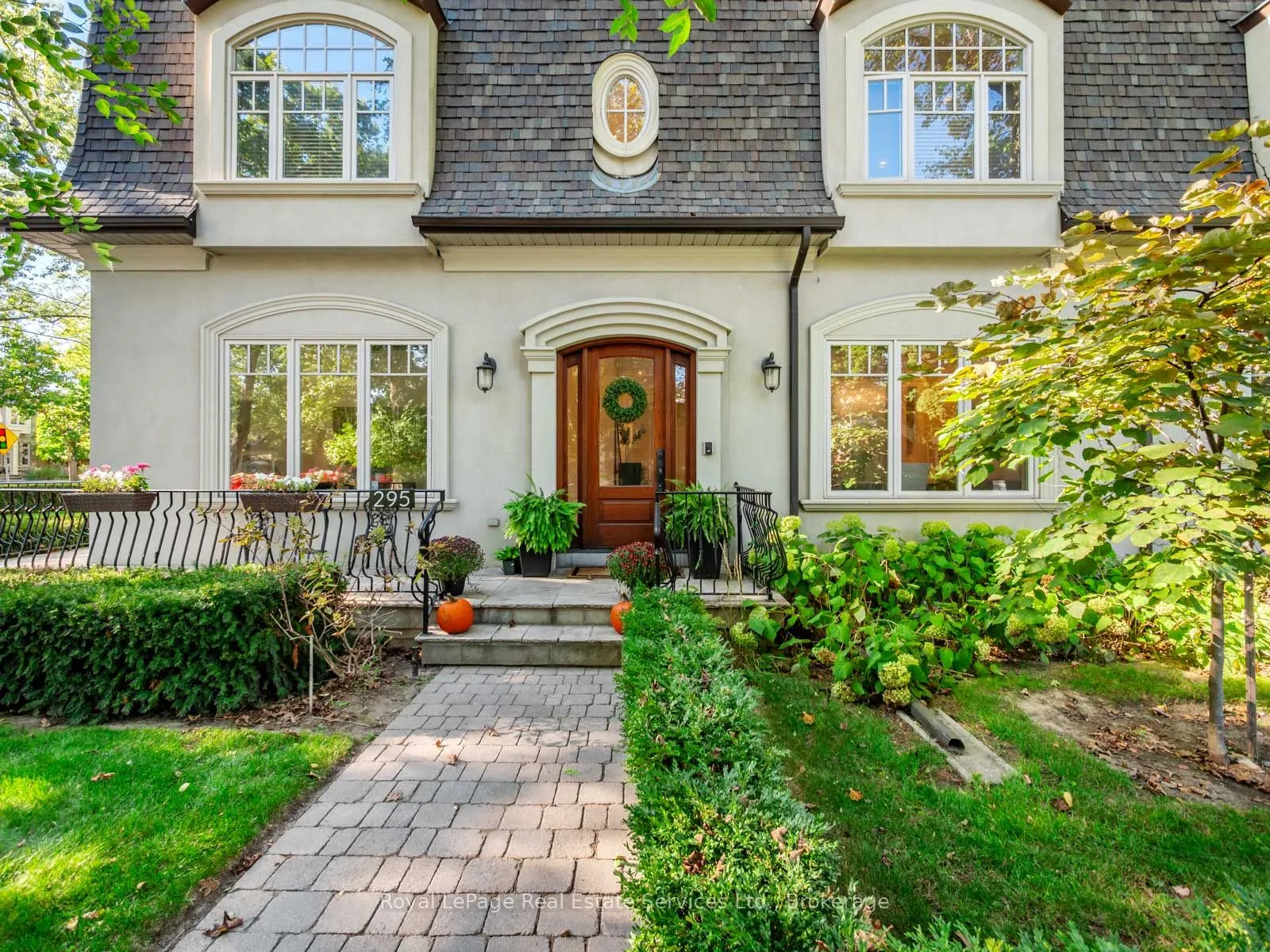 295 Maple Avenue