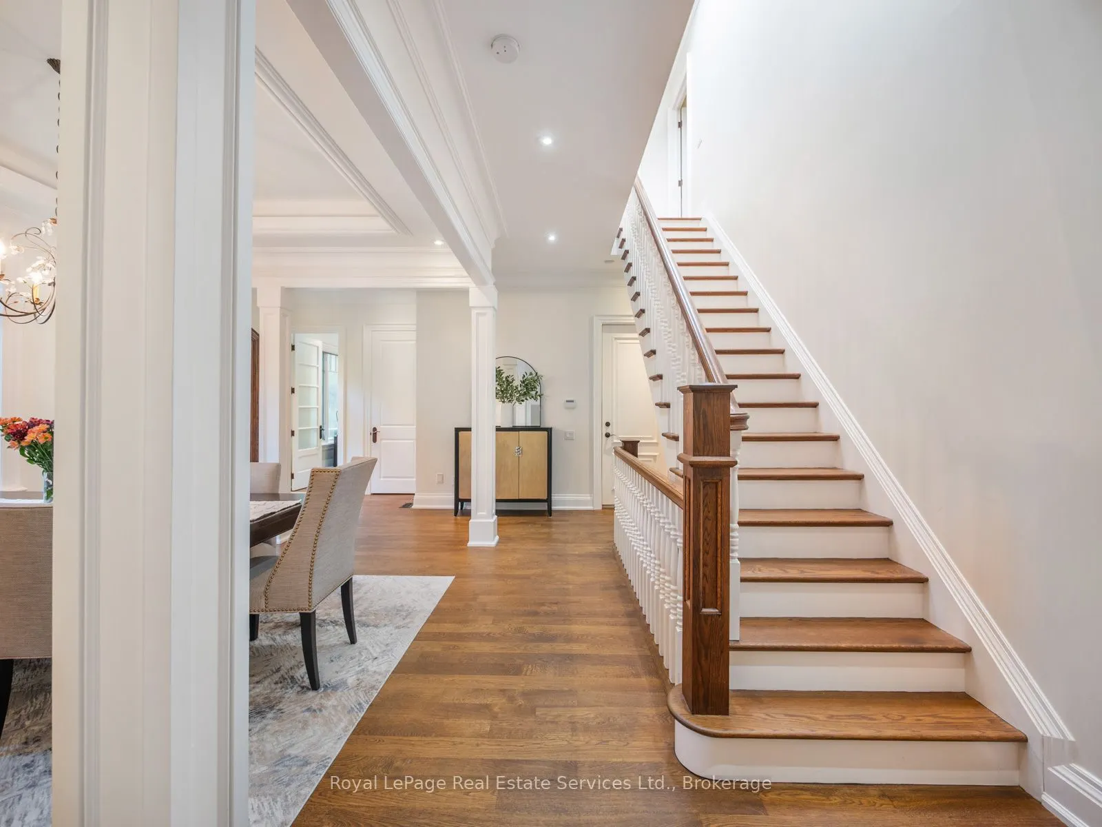 295 Maple Avenue