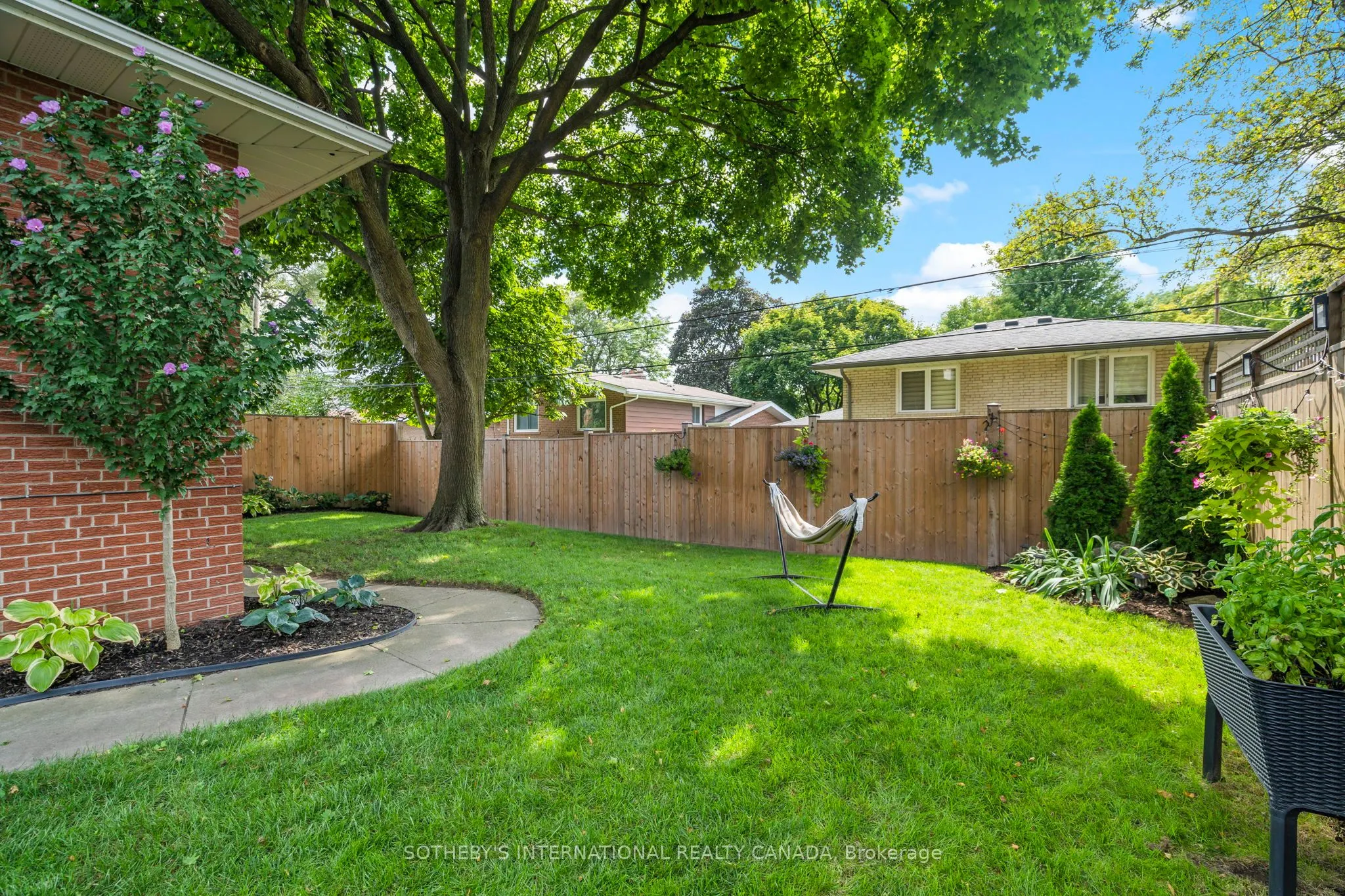 30 Bearbury Drive