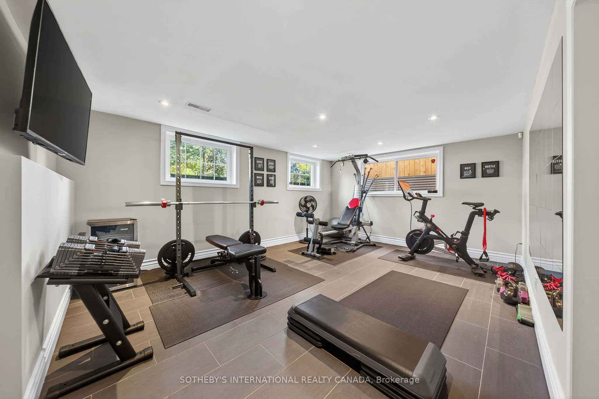 30 Bearbury Drive