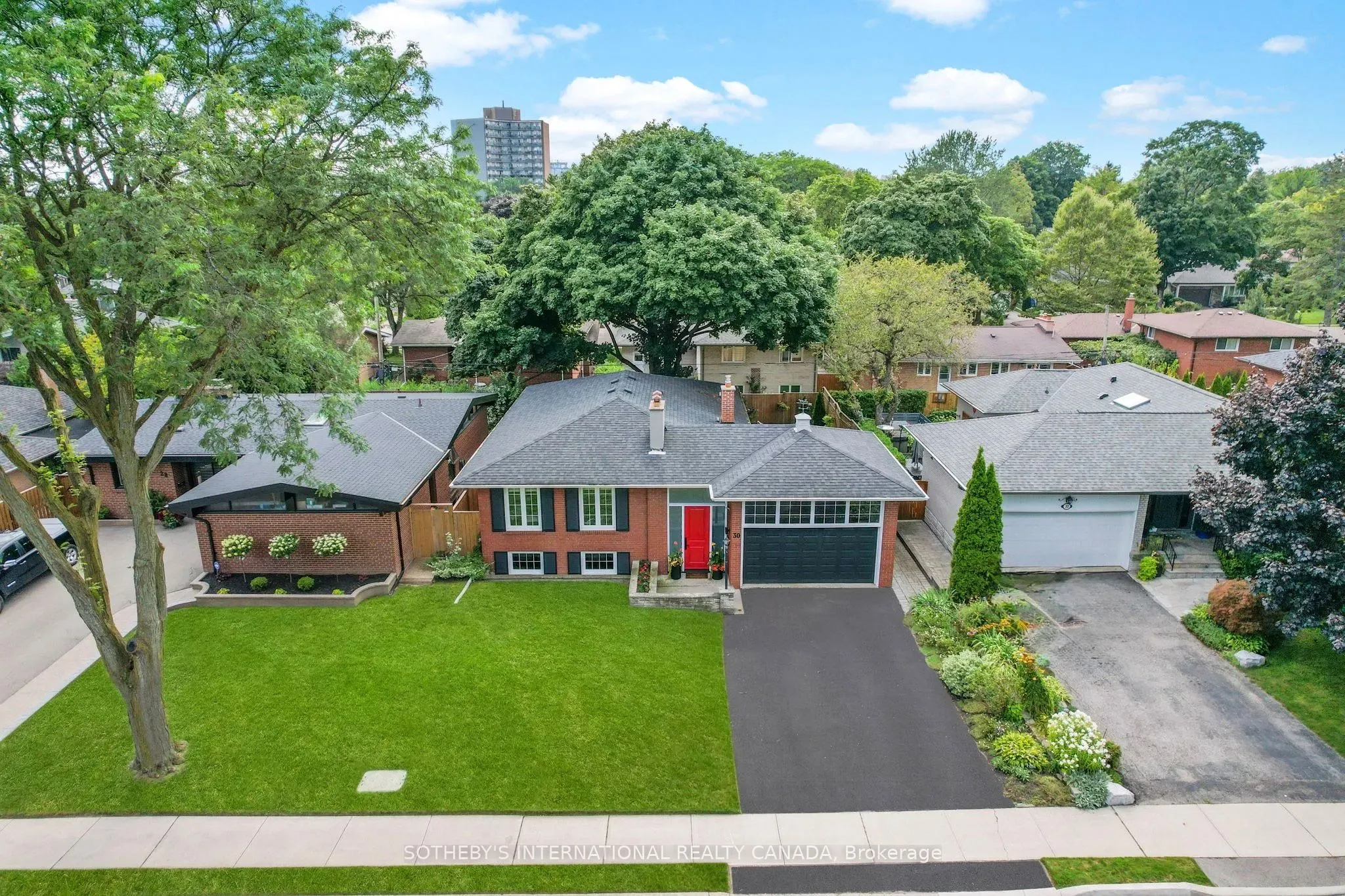 30 Bearbury Drive