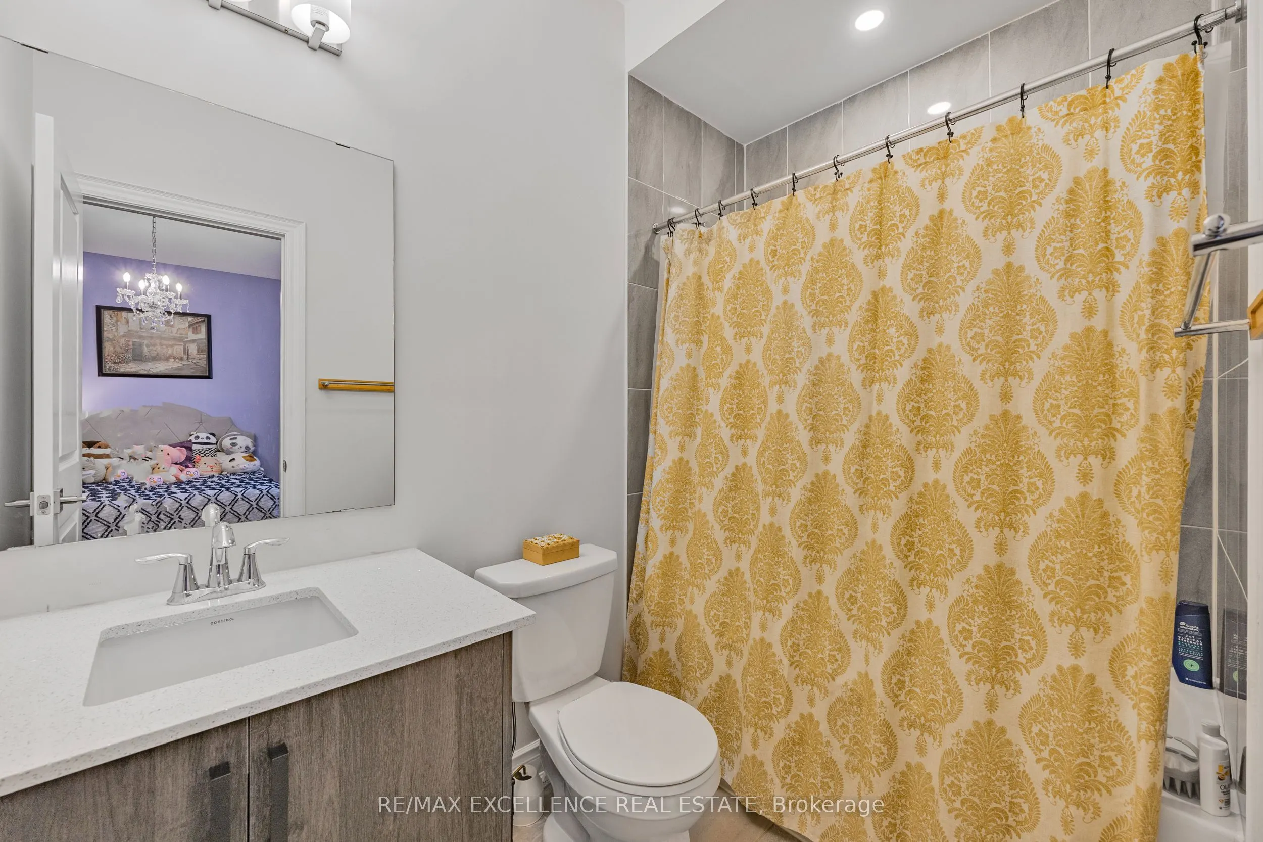 1183 Queens Plate Road W
