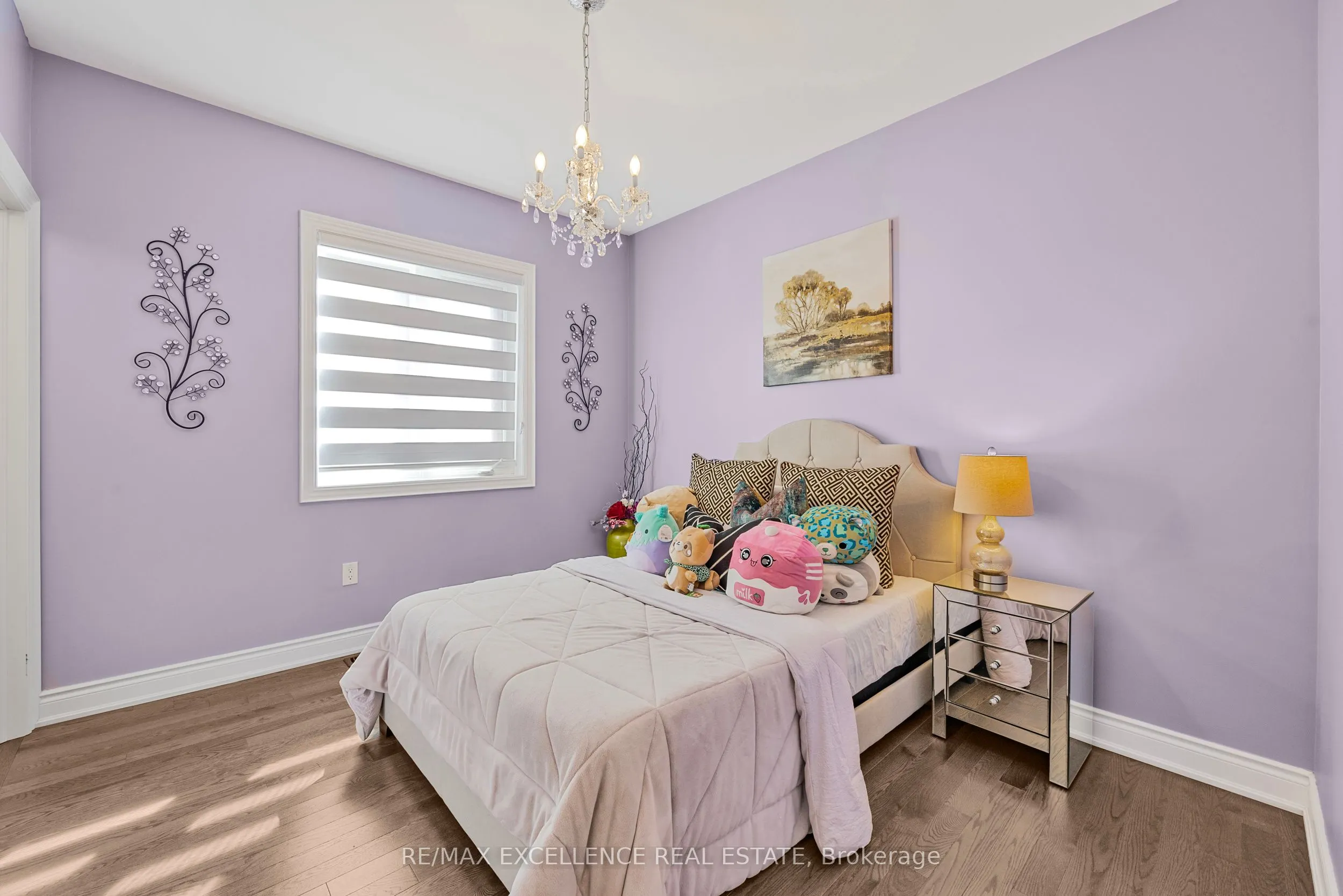 1183 Queens Plate Road W